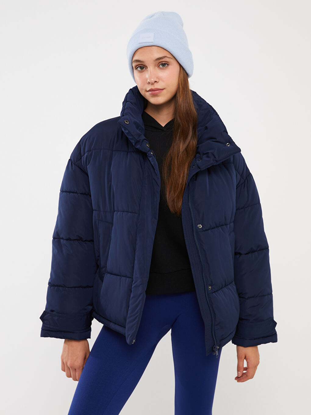 LCW Vision Dik Yaka Düz Oversize Kadın Şişme Mont -W32238Z8-VB1