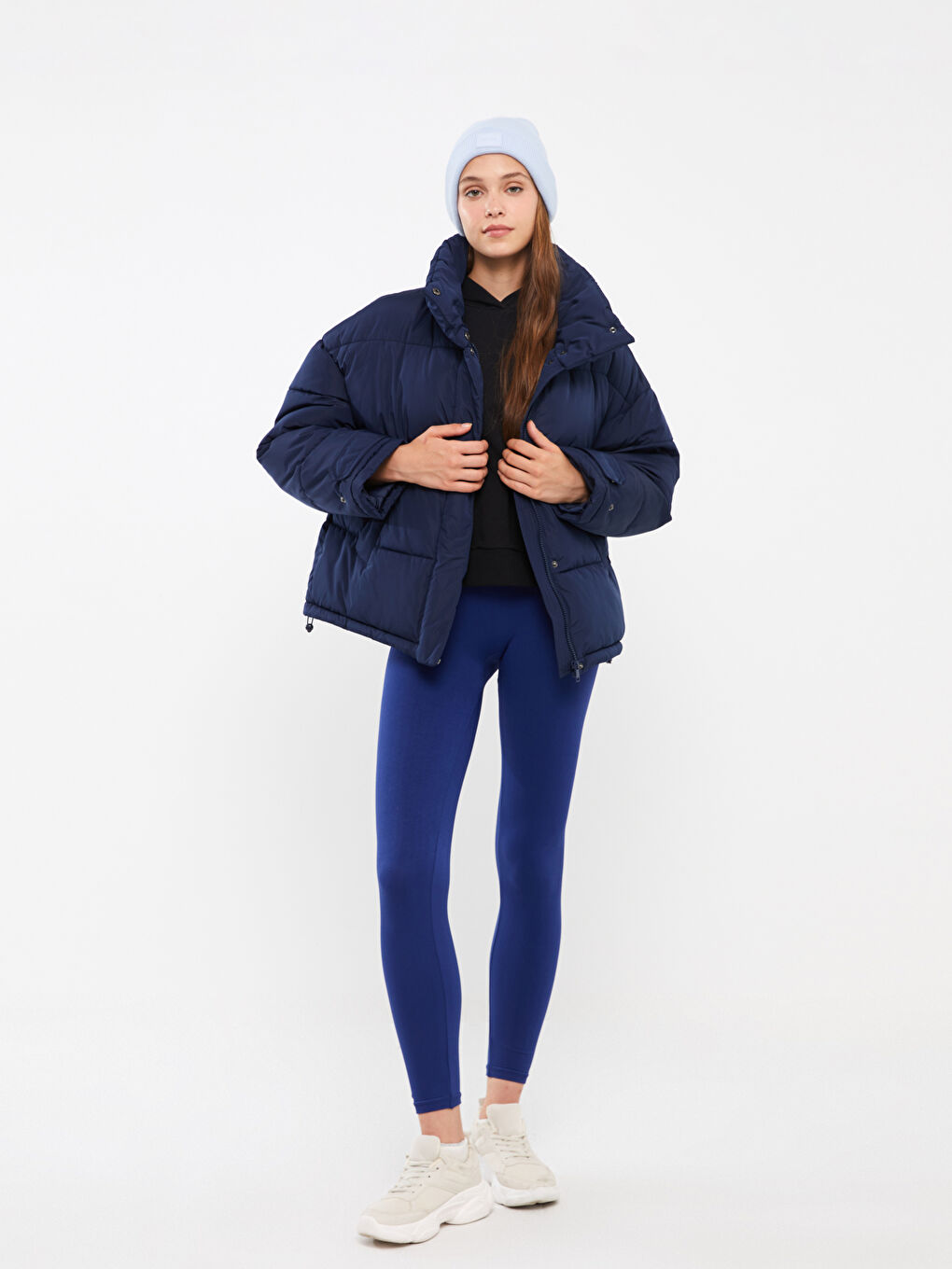 LCW Vision Dik Yaka Düz Oversize Kadın Şişme Mont -W32238Z8-VB1