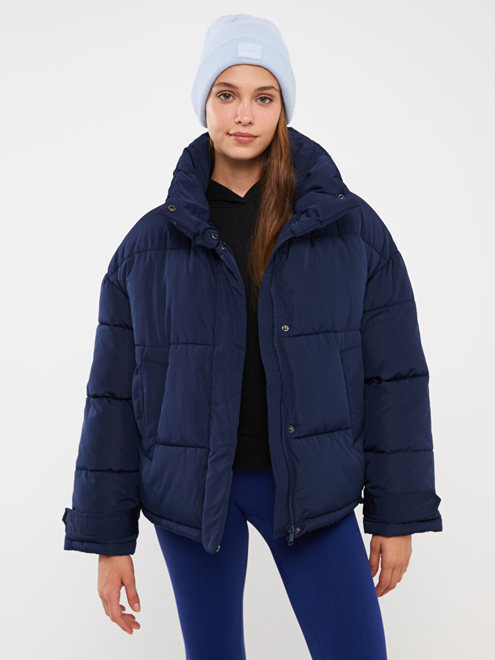 LCW Vision Dik Yaka Düz Oversize Kadın Şişme Mont -W32238Z8-VB1