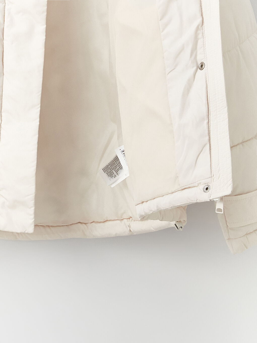 Ekru Dik Yaka Düz Oversize Kadın Şişme Mont-9