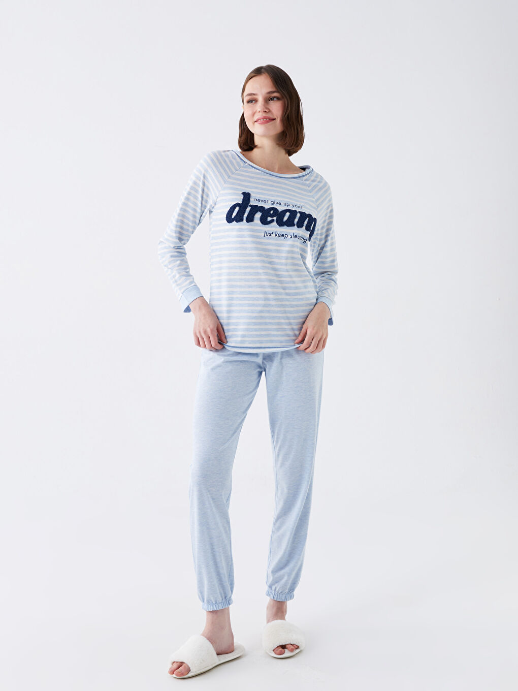 LCW DREAM Mavi Melanj Bisiklet Yaka Nakışlı Uzun Kollu Kadın Pijama Takımı