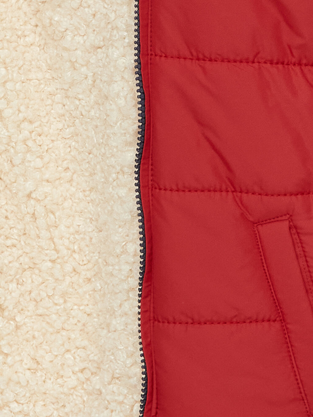 Kırmızı Kapüşonlu Uzun Kollu Erkek Bebek Şişme Mont-2