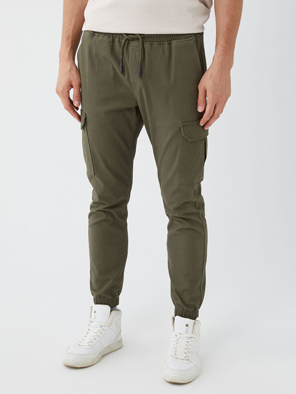 LCW Casual Haki Slim Fit Gabardin Erkek Jogger Pantolon - 1