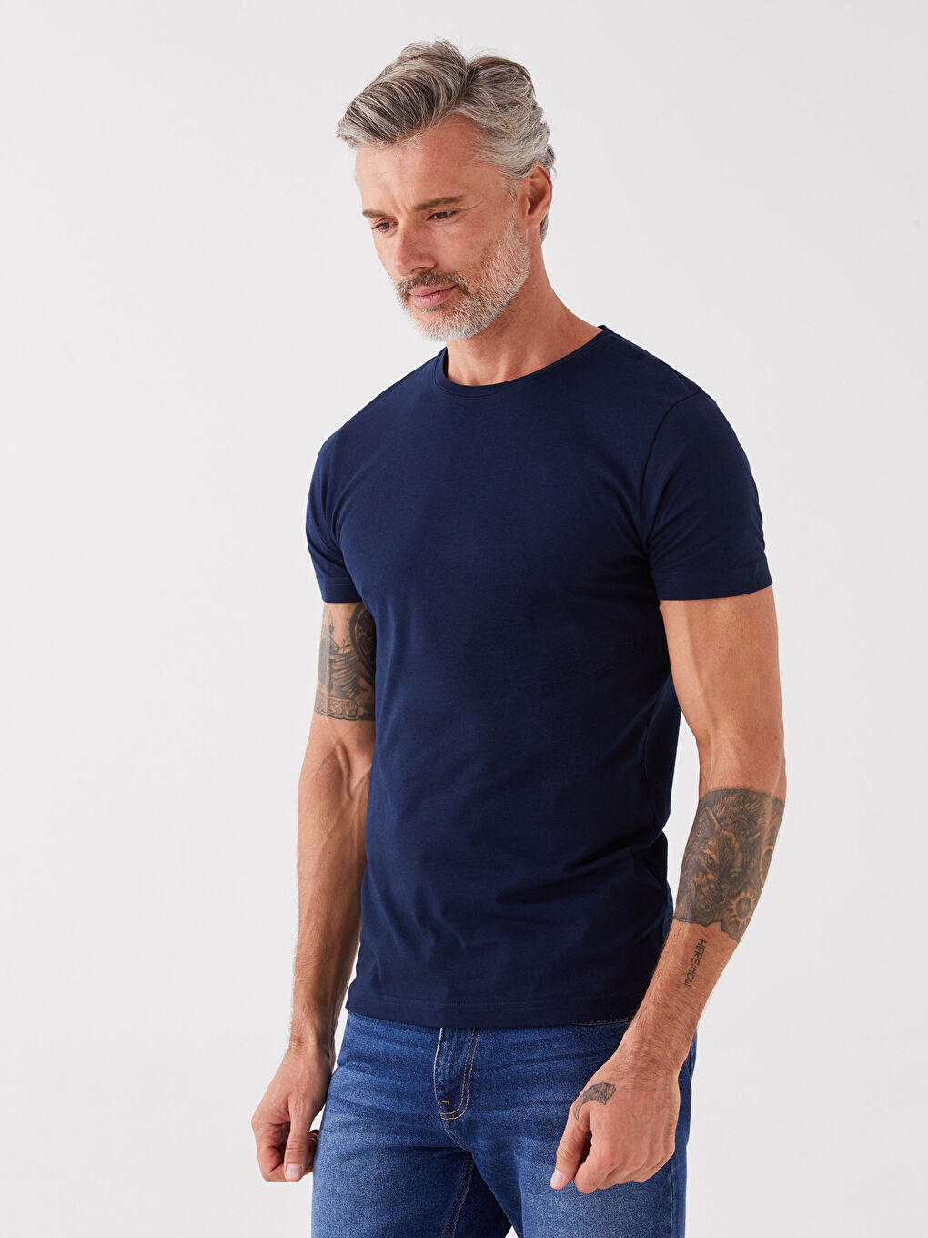 Тениска с кръгло деколте от джърси за мъже-1