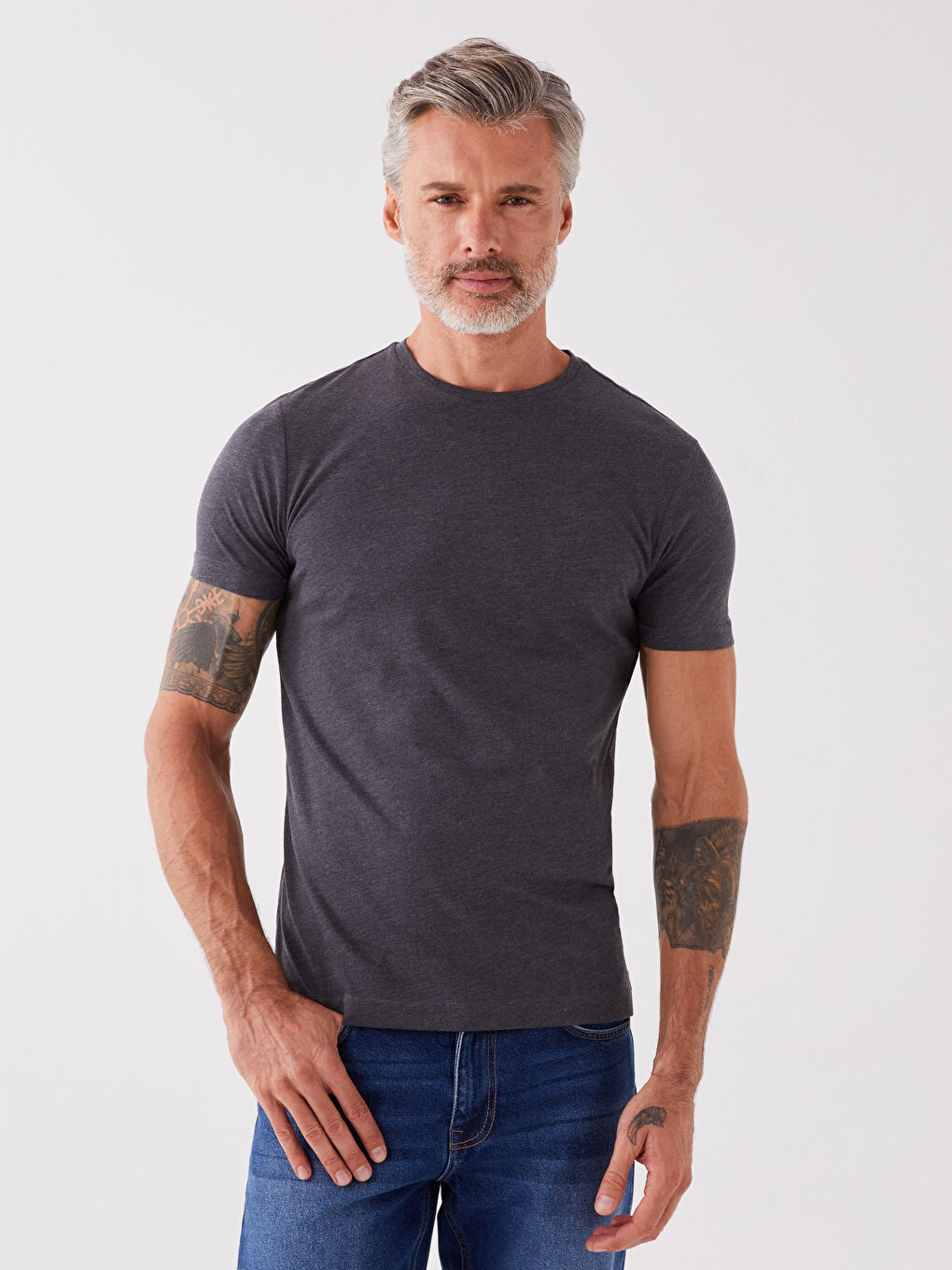 მრგვალი საყელო ჟერსი მამაკაცის მაისური