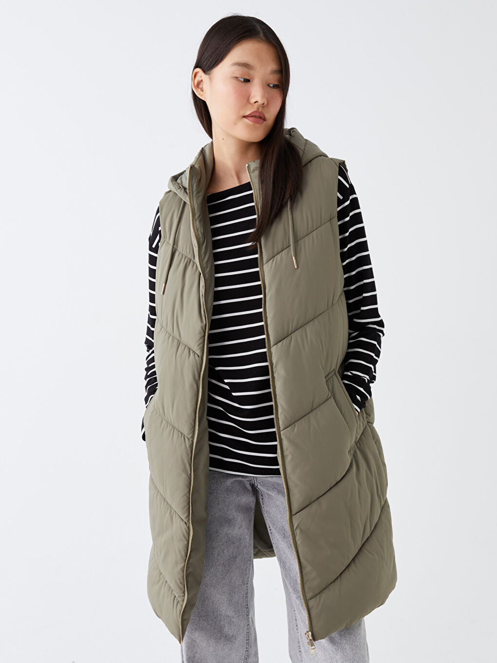 Women's Hooded Plain Puffer Gilet