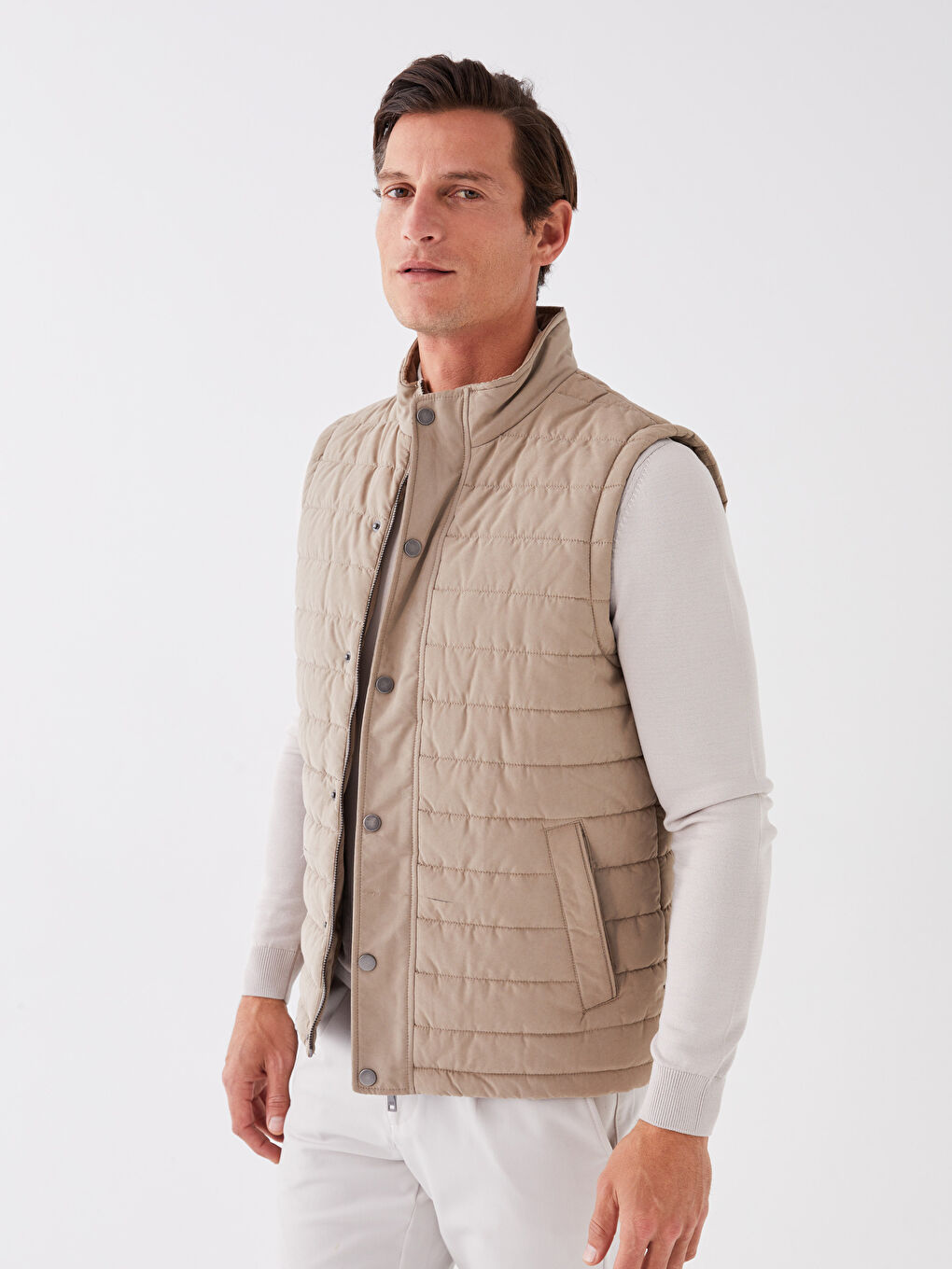 Bej Standart Kalıp Dik Yaka Erkek Şişme Yelek-1