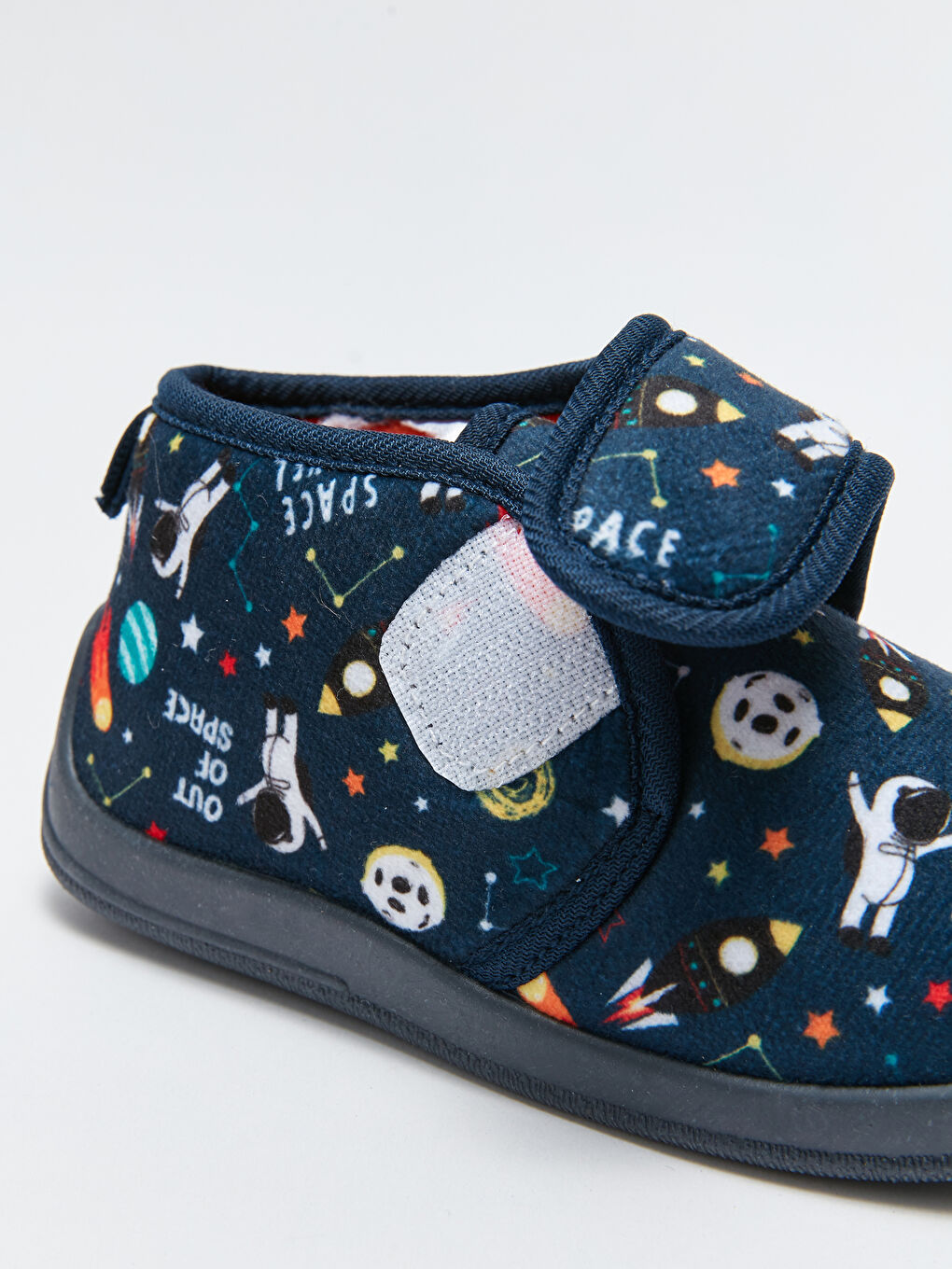 Домашние сапожки-тапочки с принтом и застежкой-липучкой для мальчиков-5