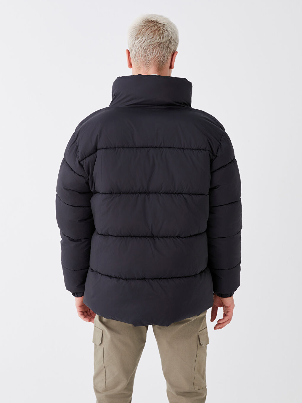 Kaput sa uspravnom kragnom, standardnog kroja, za muškarce, proštepani-5