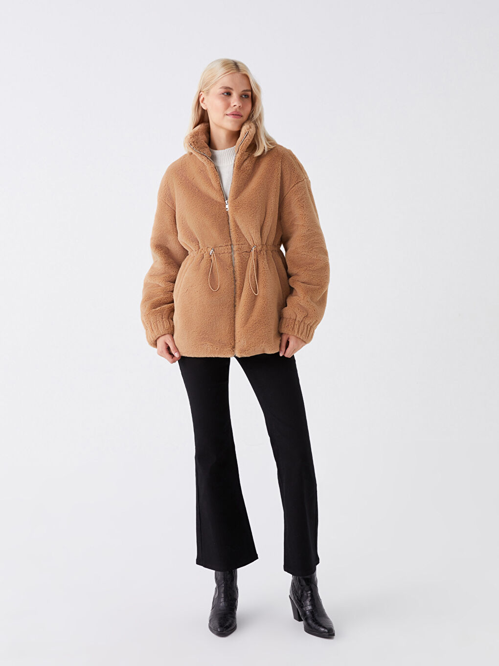 Bej Dik Yaka Kadın Kürk Kaban-2