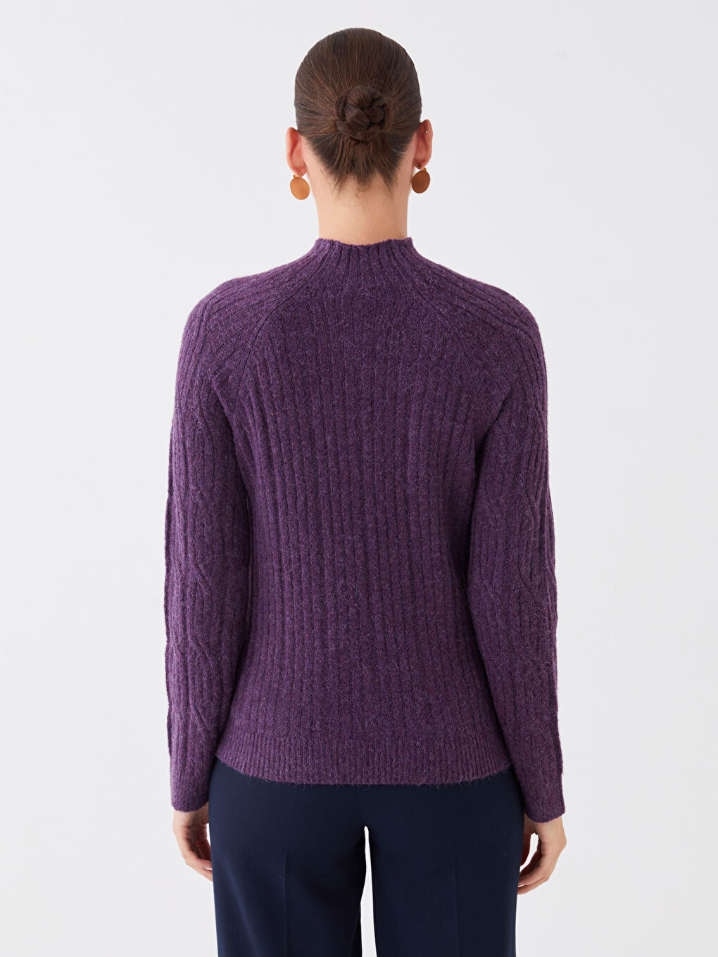 Свитер из трикотажа с длинным рукавом и полуводолазкой, с узором для женщин-4