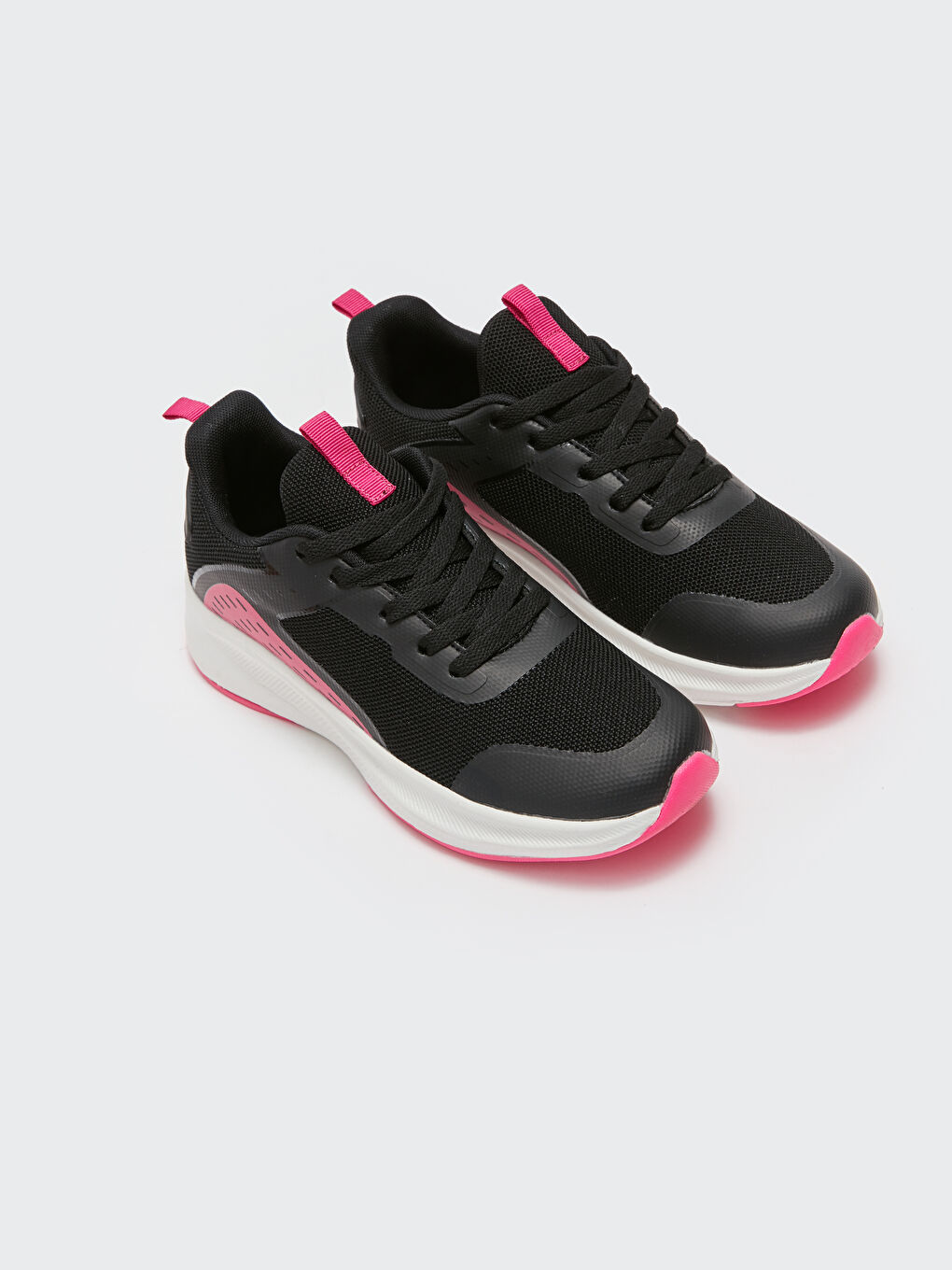 LCW STEPS Baskılı Bağcıklı Kız Çocuk Aktif Spor Ayakkabı -W32839Z4-HUC