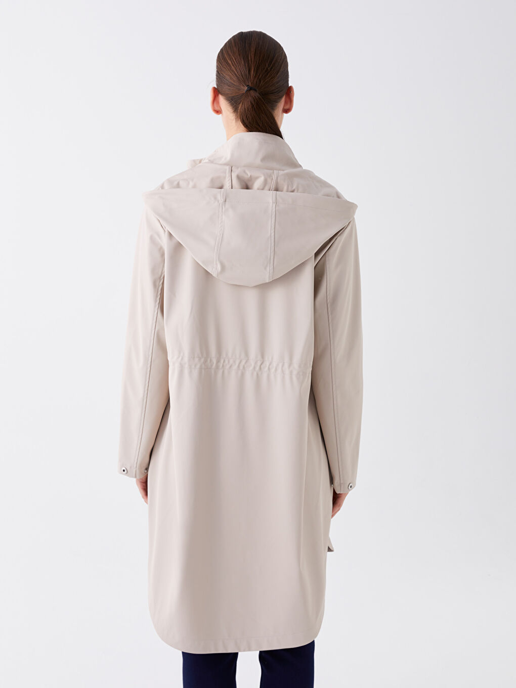 Gri Kadın Kapüşonlu Düz Yağmurluk-9