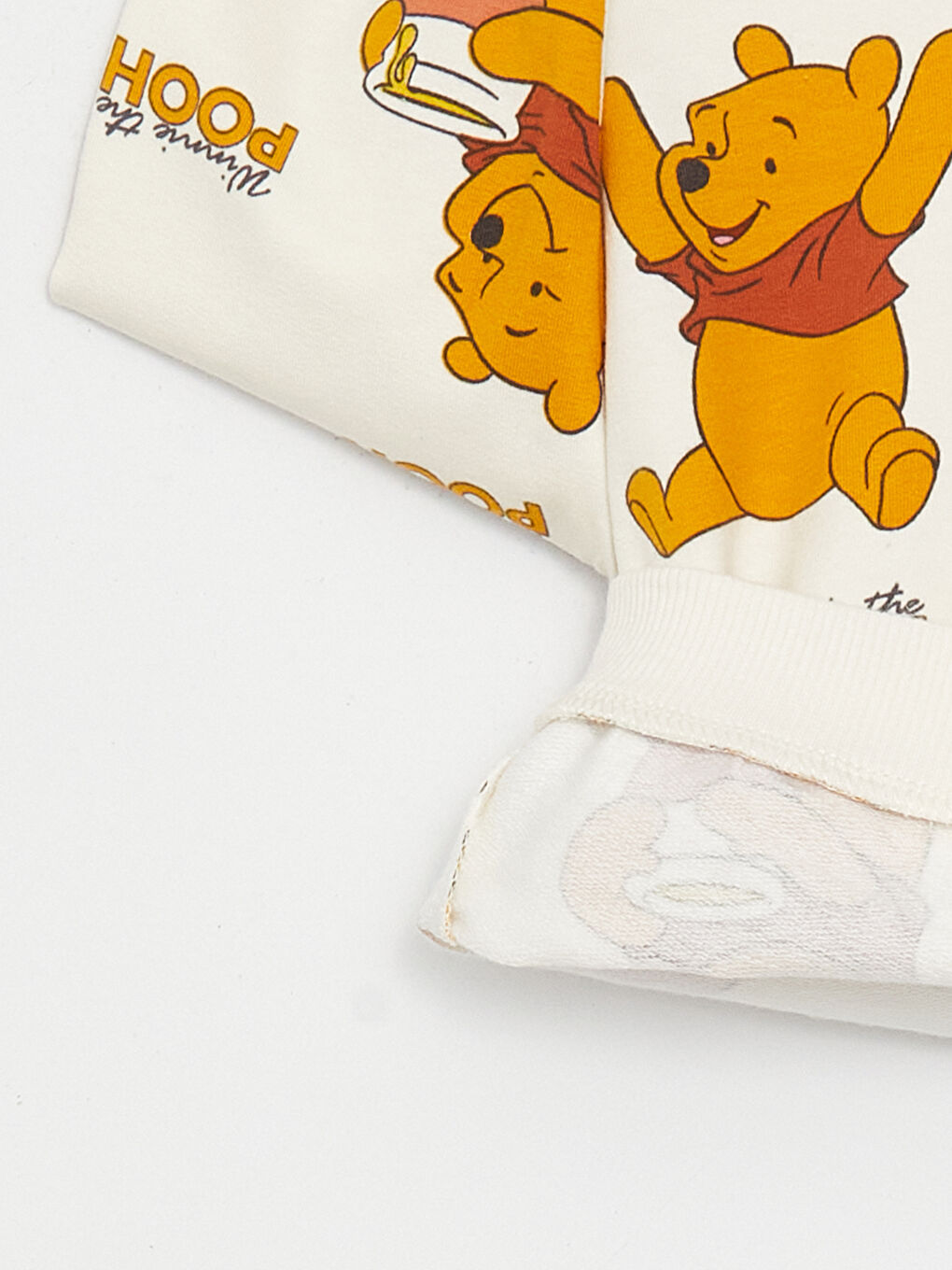 LCW baby Ekru Bisiklet Yaka Uzun Kollu  Winnie the Pooh Baskılı Erkek Bebek Sweatshirt ve Pantolon 2'li - 4