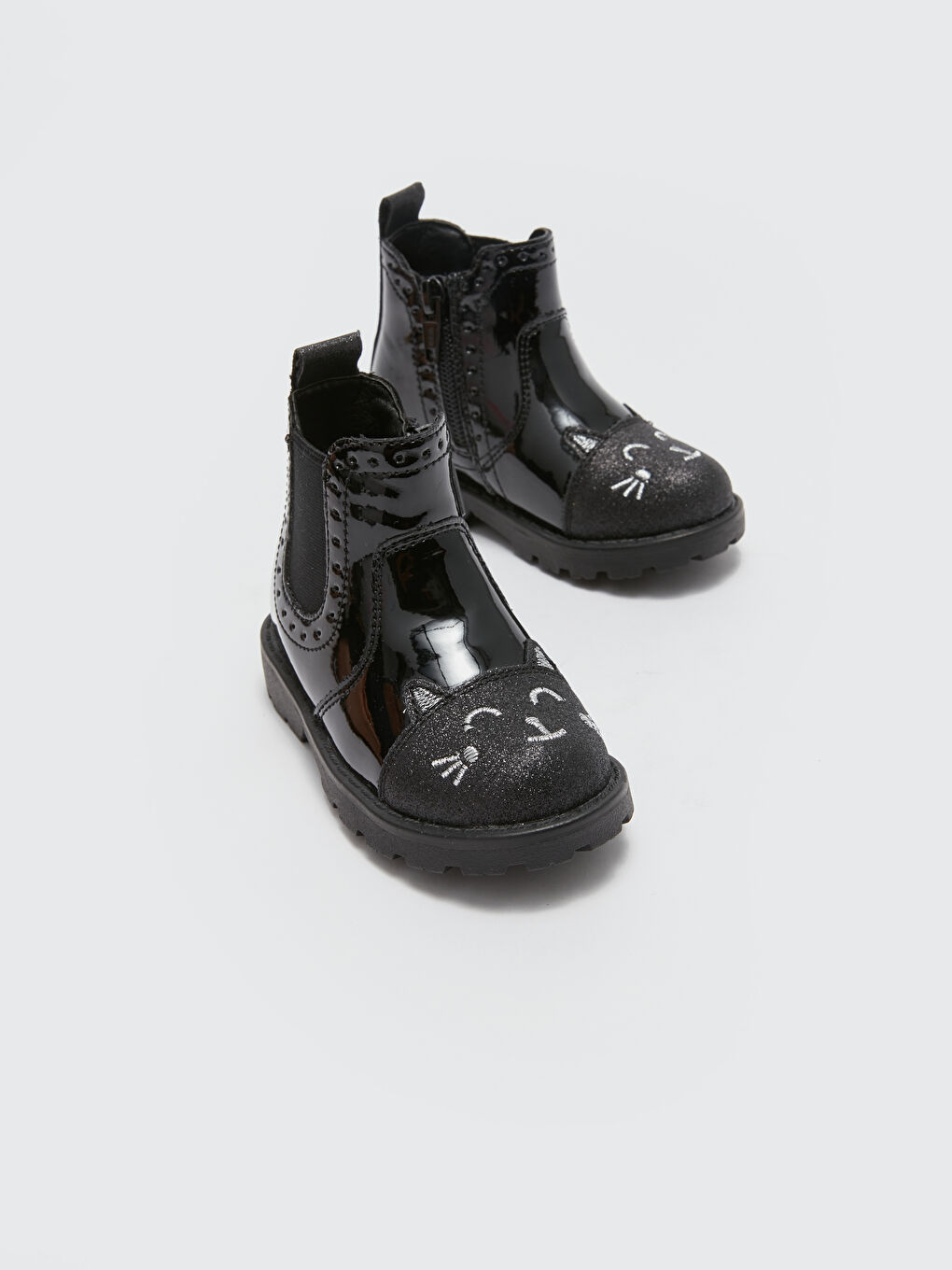 Siyah Deri Görünümlü Kız Bebek Bot-2