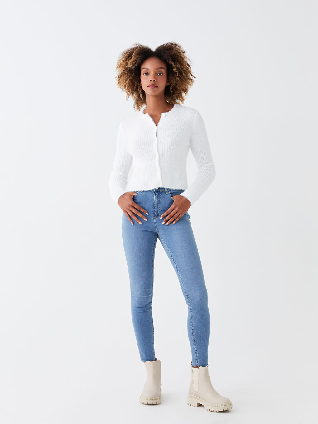 Crew Neck Plain Long Sleeve Women's Knitwear Cardigan-1