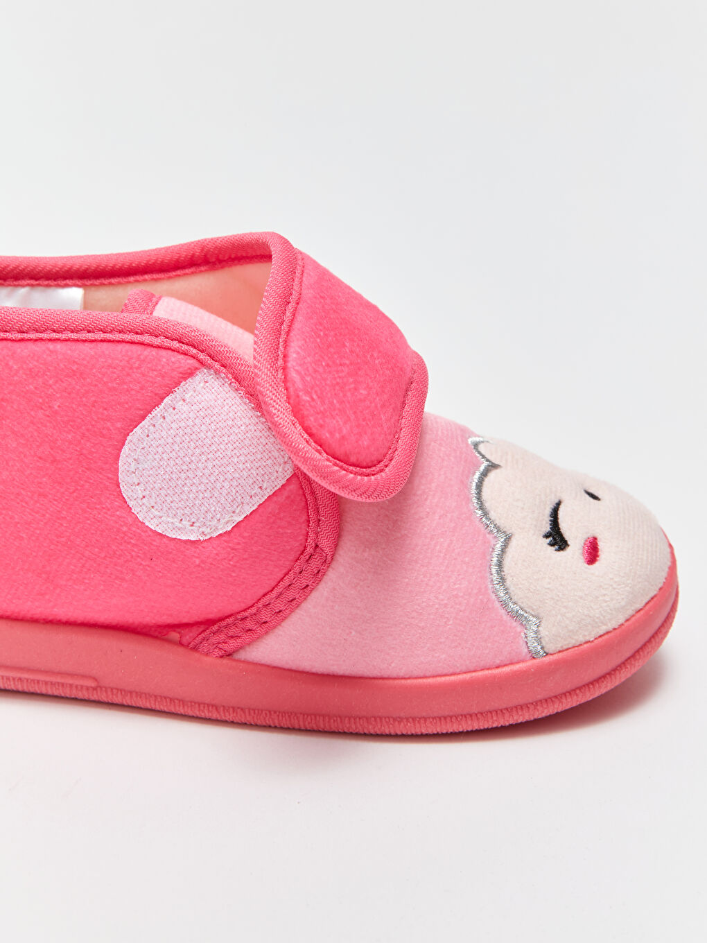 Қыздарға арналған принтті жапсырмалы үй аяқ киімі-5