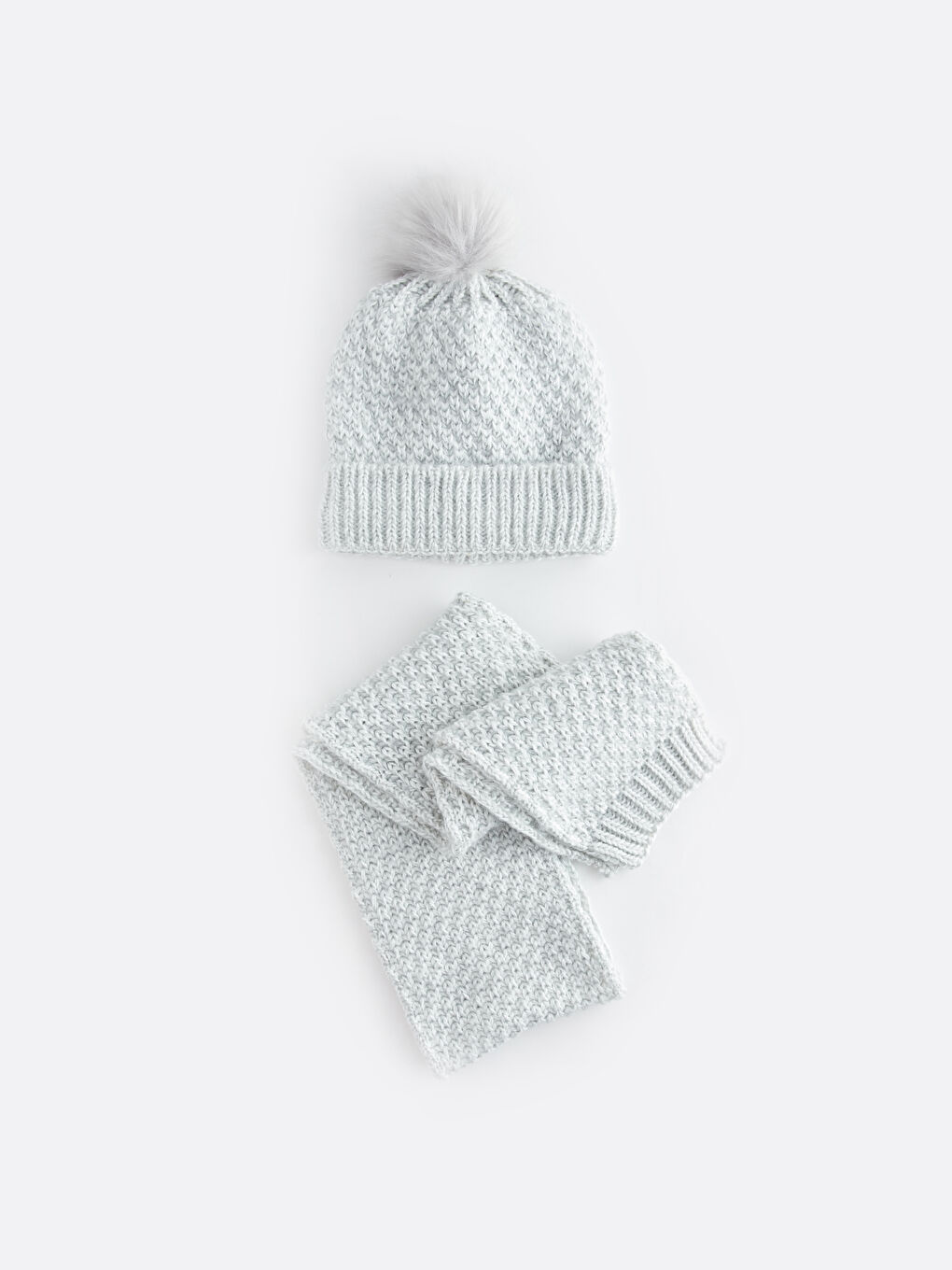 Plush Pompom Girl Beret and Scarf -W33143Z4-JMD