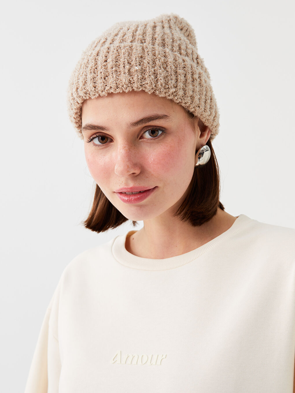 Bej Kadın Triko Bere-1