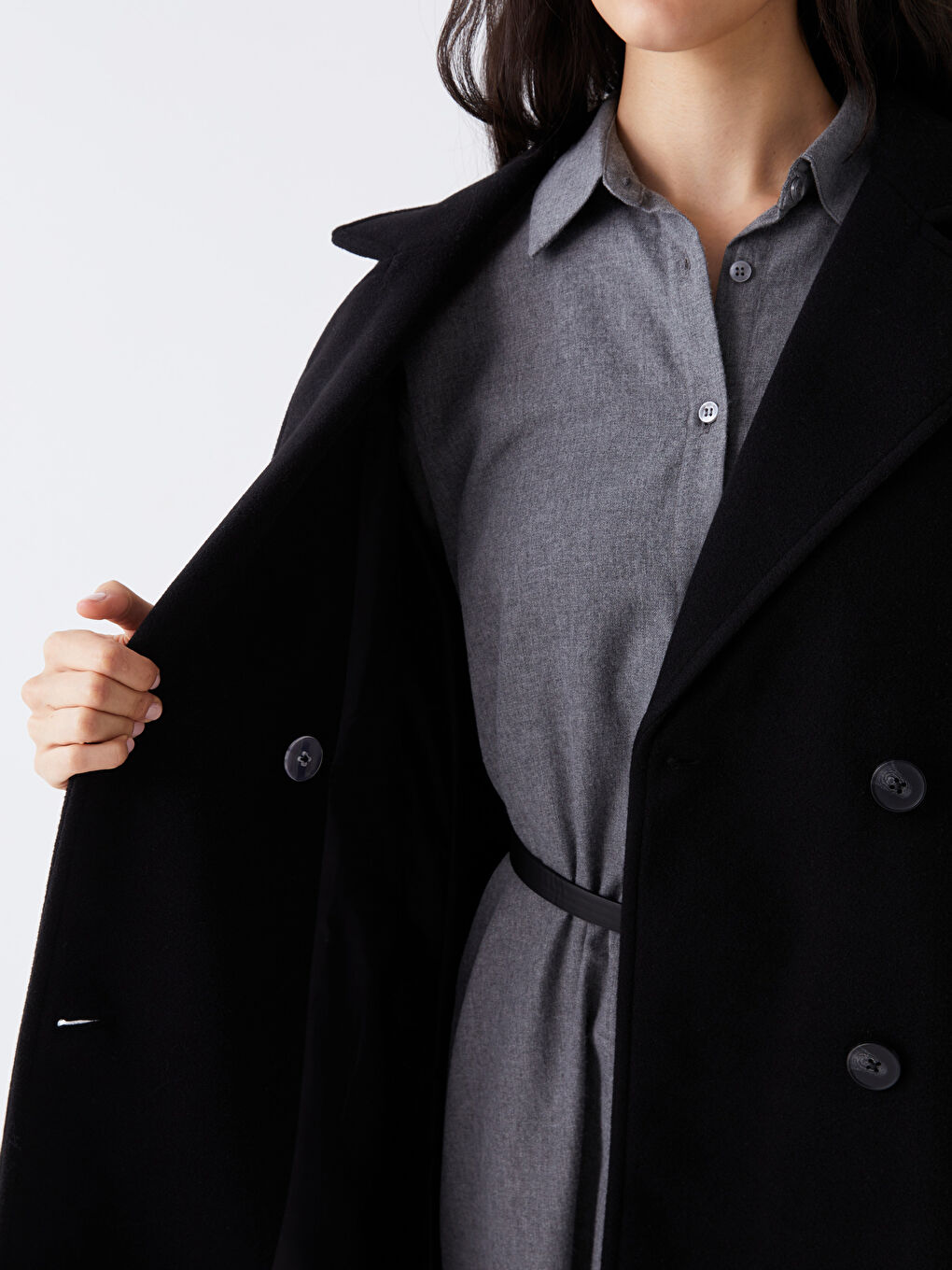 Siyah Kadın Kruvaze Yaka Düz Kaşe Kaban-3