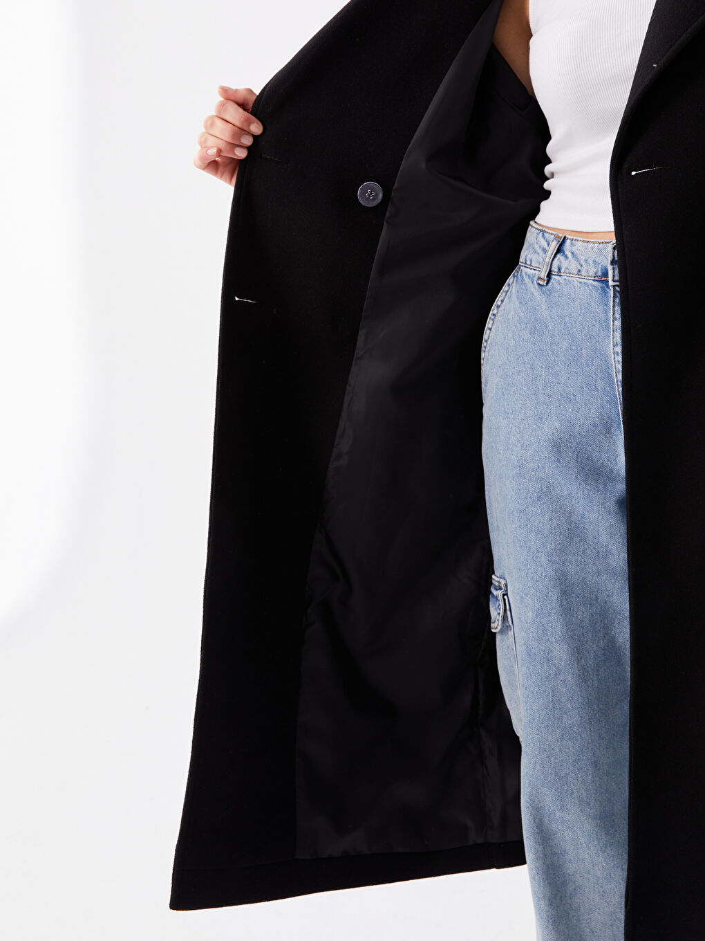 Siyah Kadın Kruvaze Yaka Düz Kaşe Kaban-4