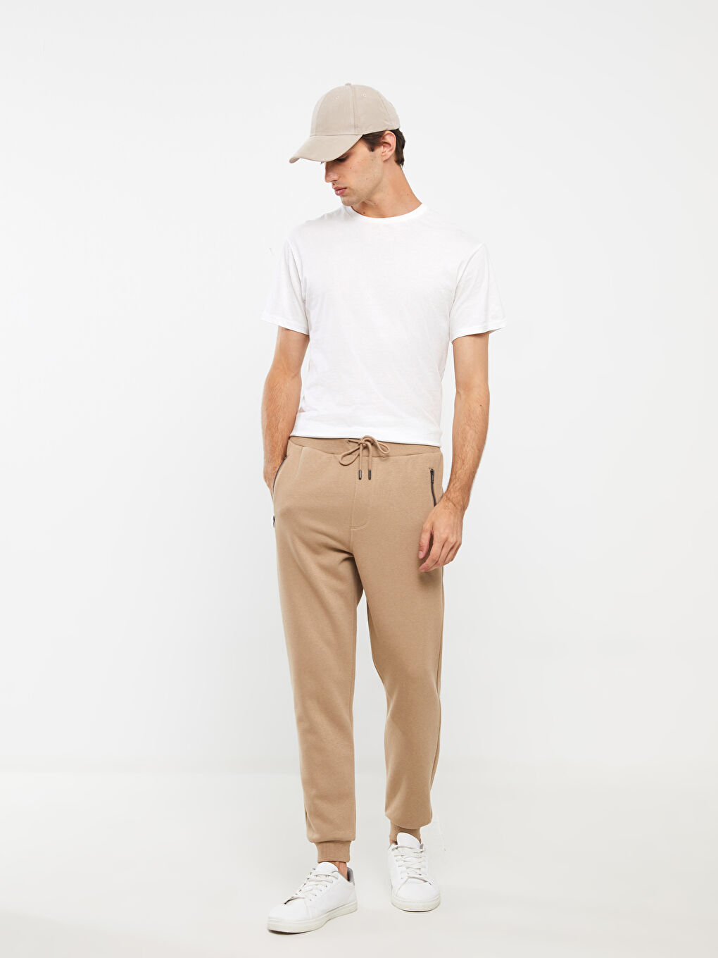 LCW Casual Bej Slim Fit Erkek Jogger Eşofman Altı - 1