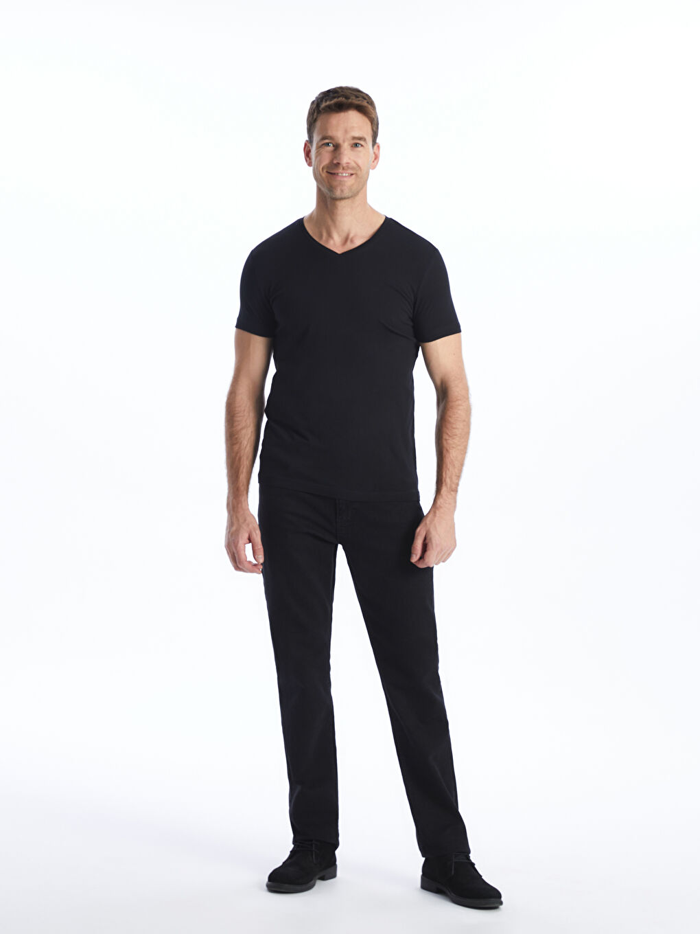 LCWAIKIKI Classic V-Neck Short Sleeve Jersey Men's T-Shirt -W33333Z8-CVL