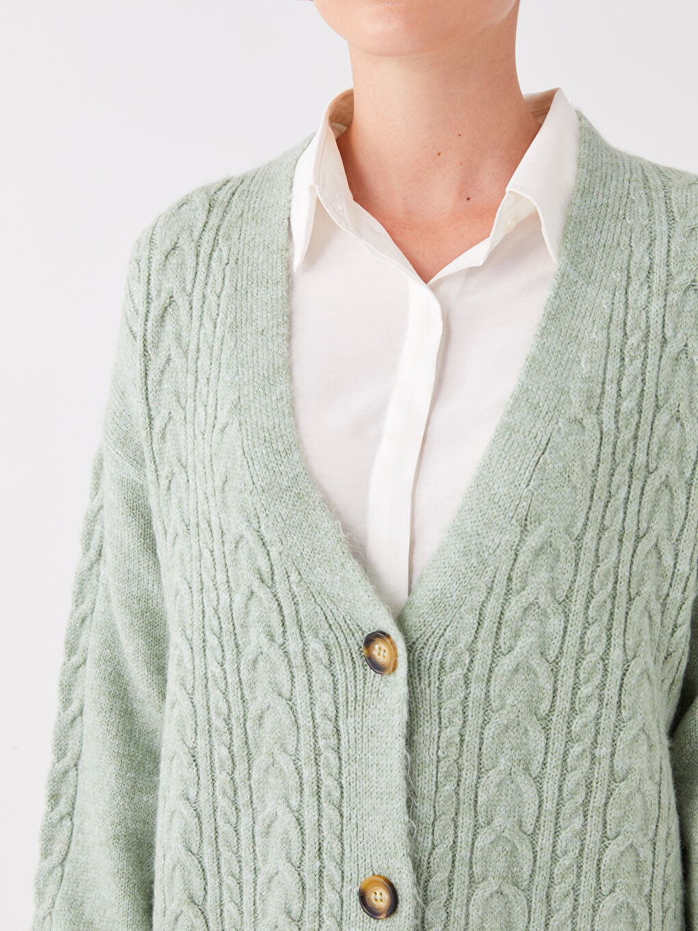 Yeşil V Yaka Kendinden Desenli Uzun Kollu Kadın Triko Hırka-3