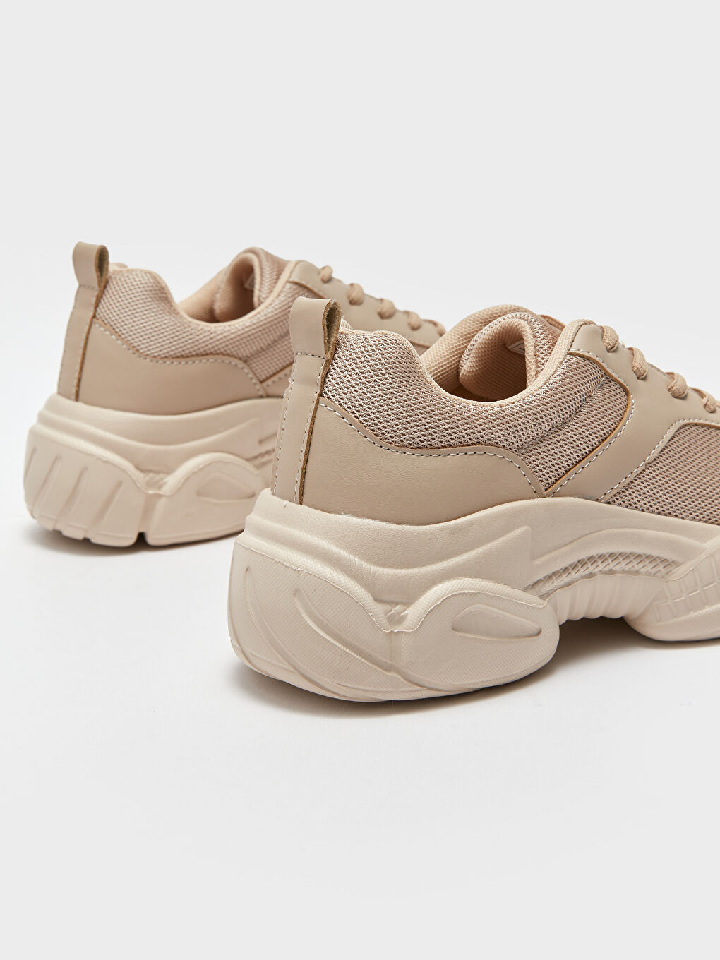 Mesh Detailed Thick Sole Women's Active Sports Shoes-4