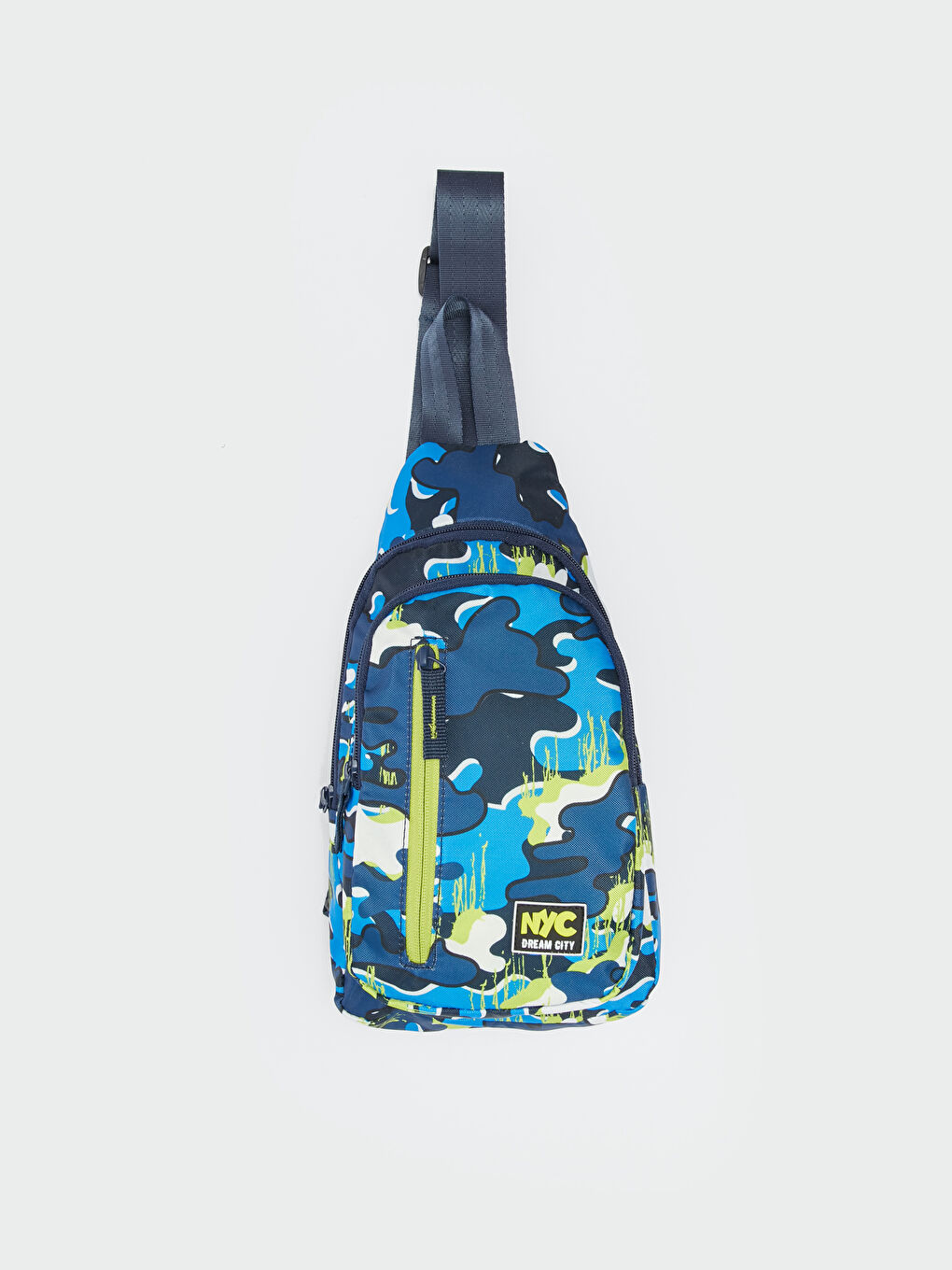 شنطة ظهر و شنطة صدر ولادي بنقشة تمويه