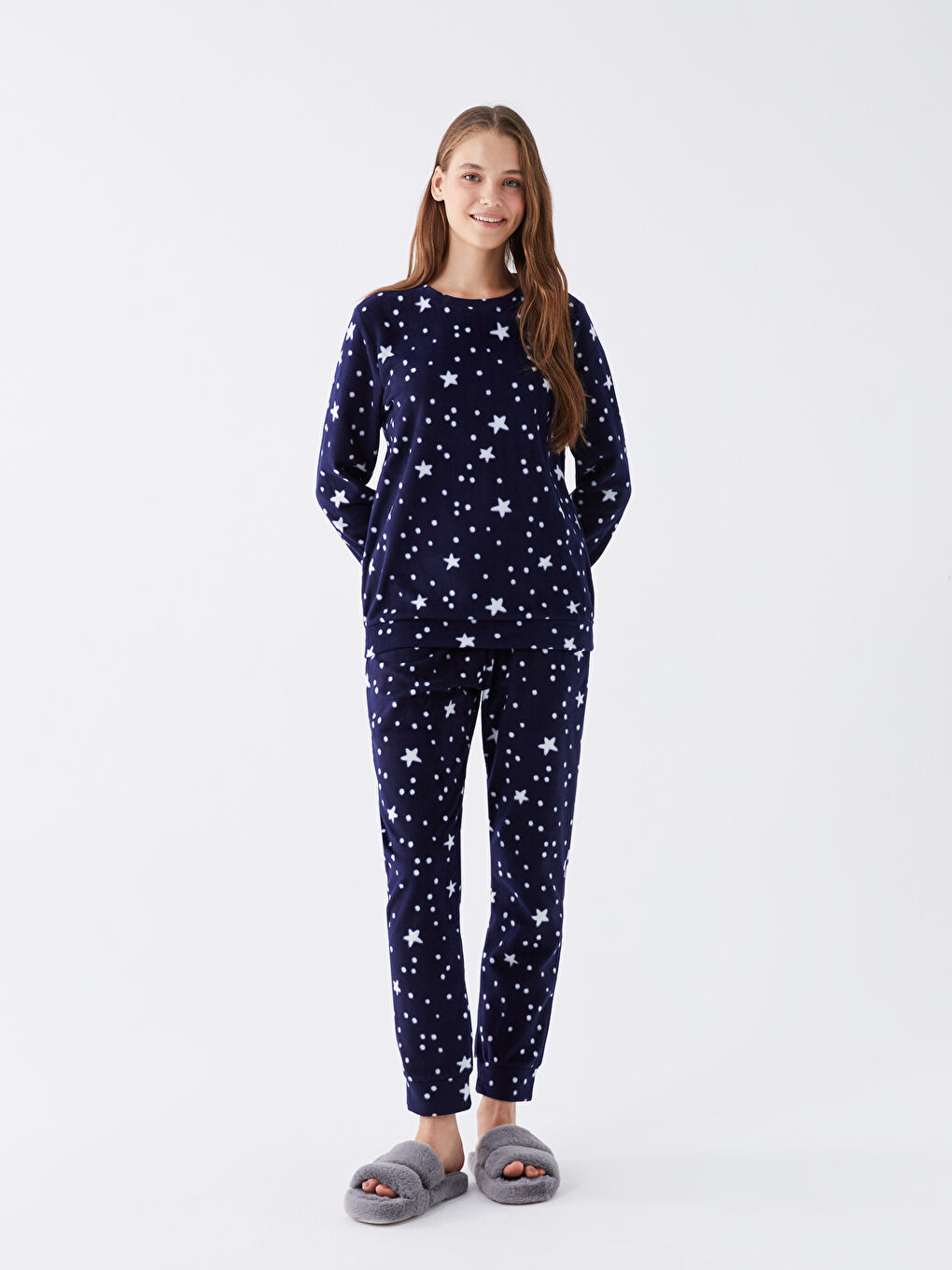 LC Waikiki Crew Neck New Year Themed Women's Pyjama Set -W33484Z8-LSJ