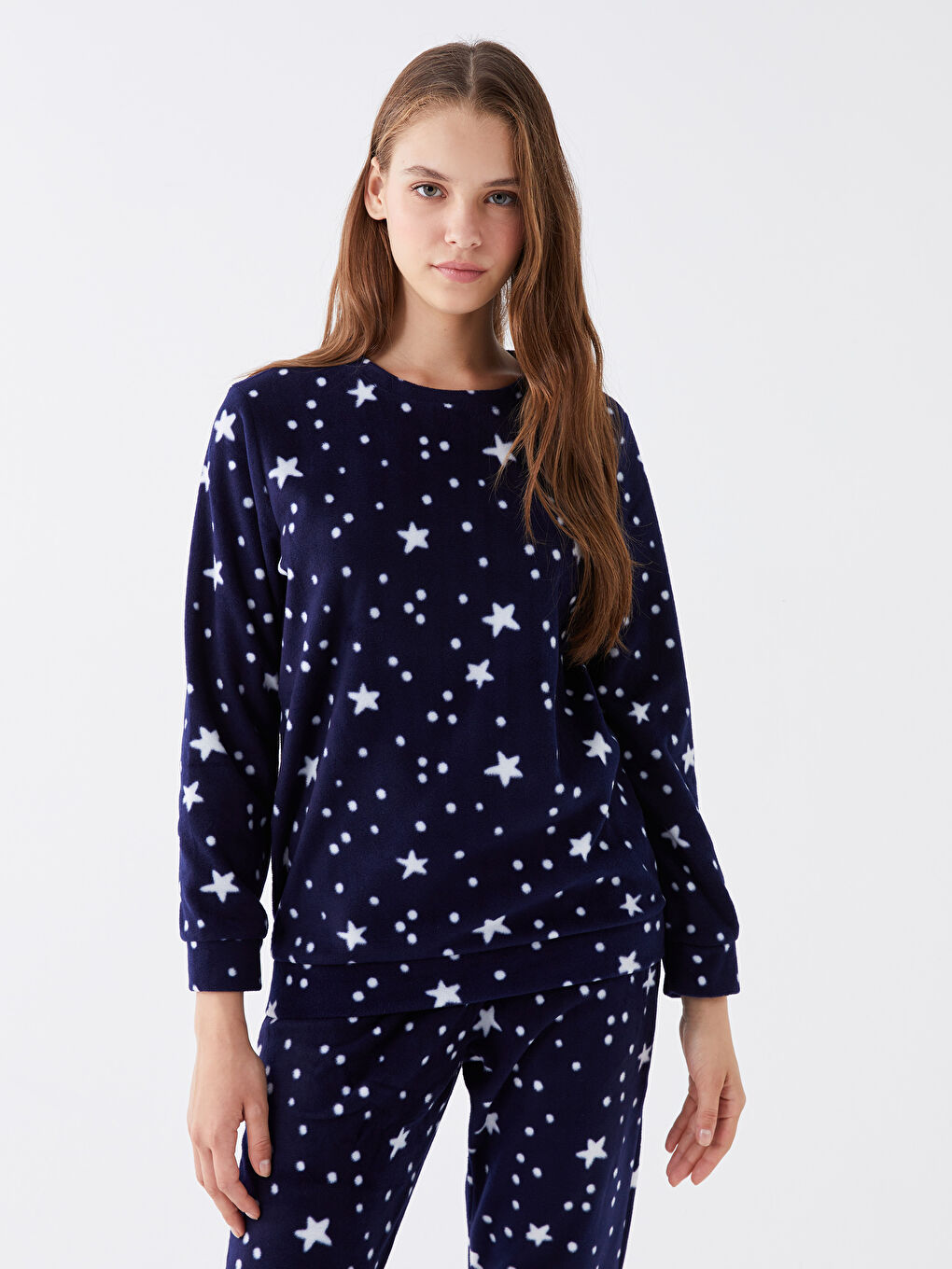 LC Waikiki Crew Neck New Year Themed Women's Pyjama Set -W33484Z8-LSJ