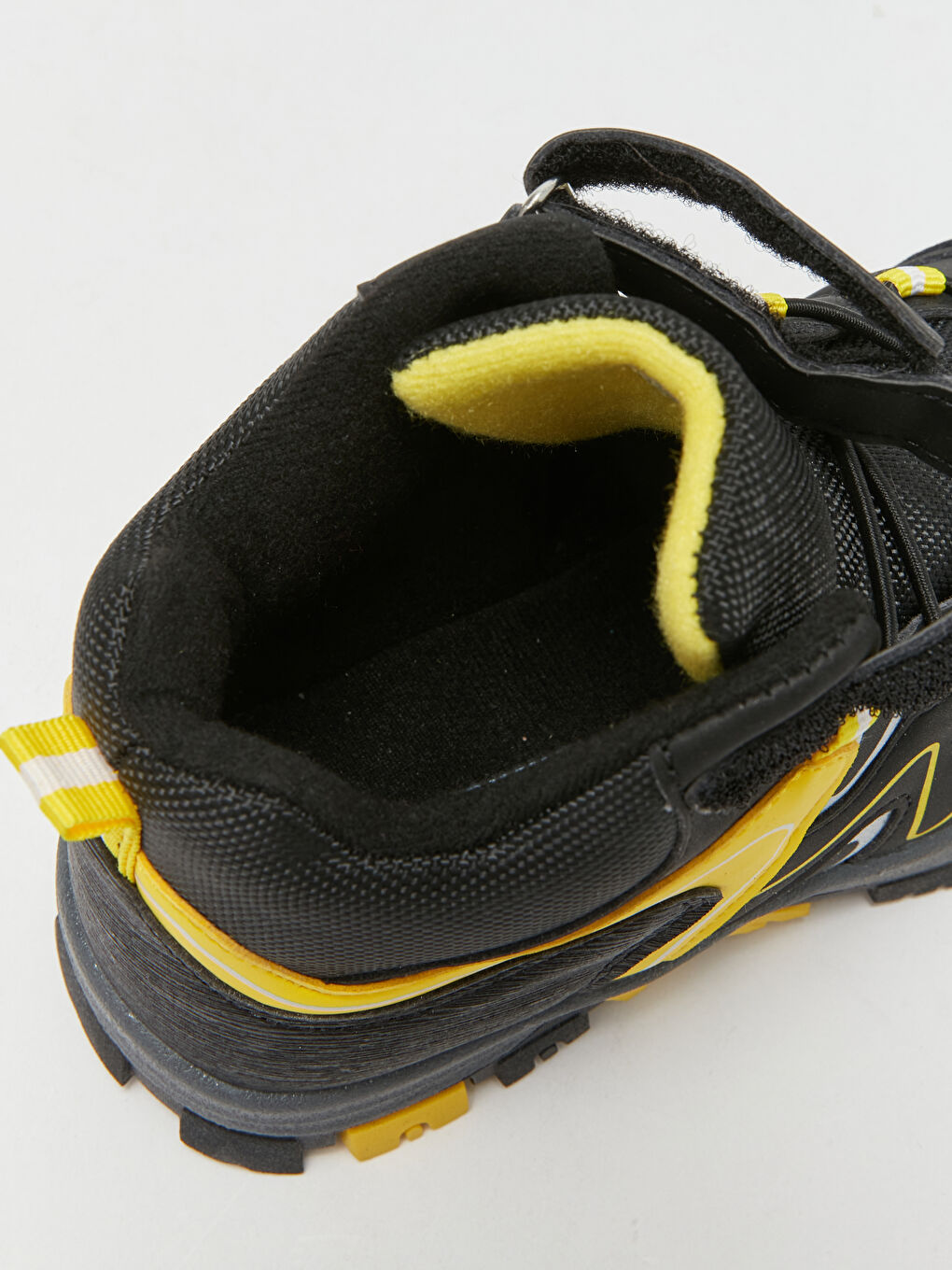 LCW STEPS Color Block Boys Trekking Boots with Lace-Up and Velcro Closure -W33504Z4-HUC