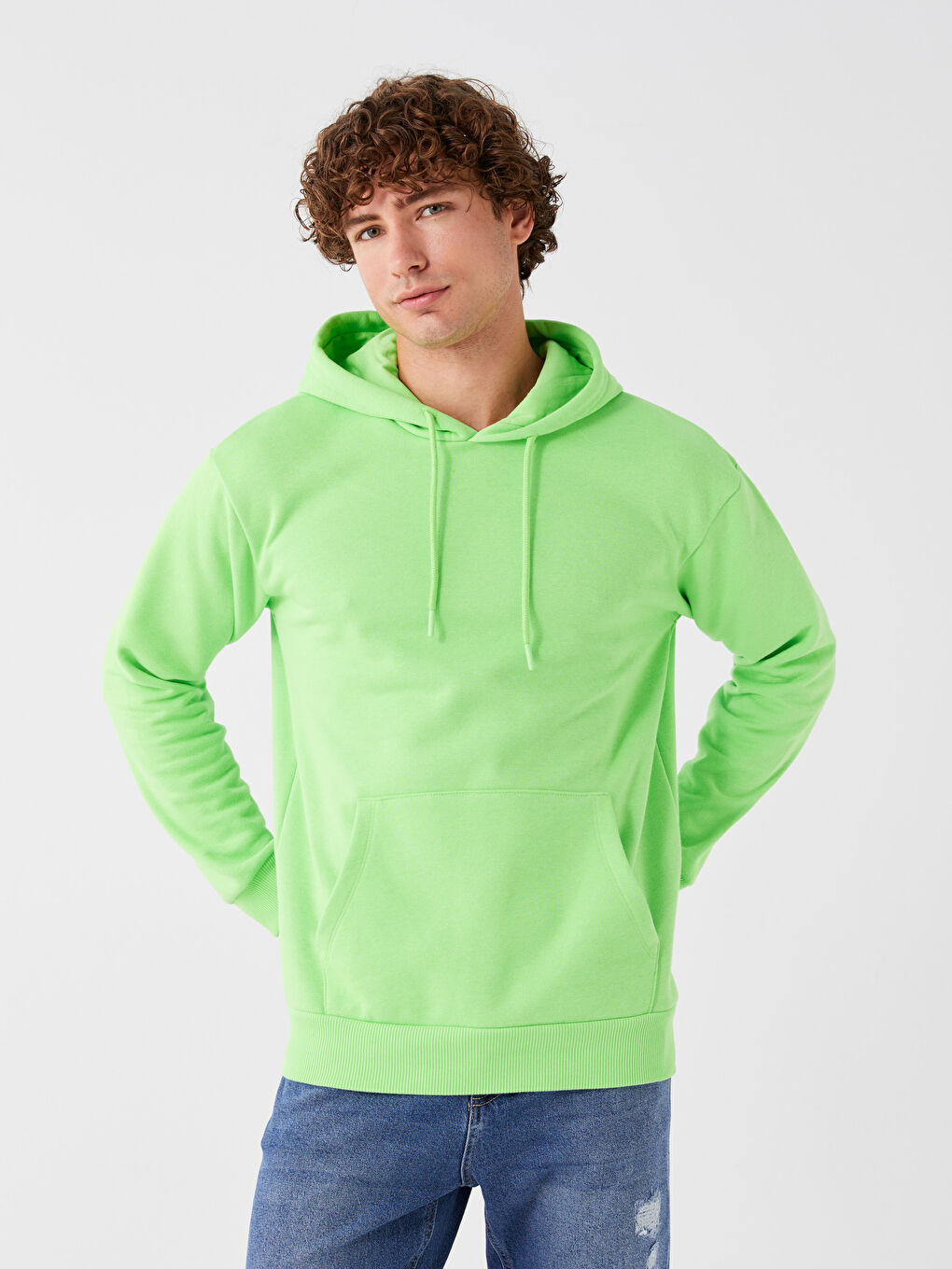 LCW Casual Canlı Yeşil Uzun Kollu Erkek Hoodie - 1