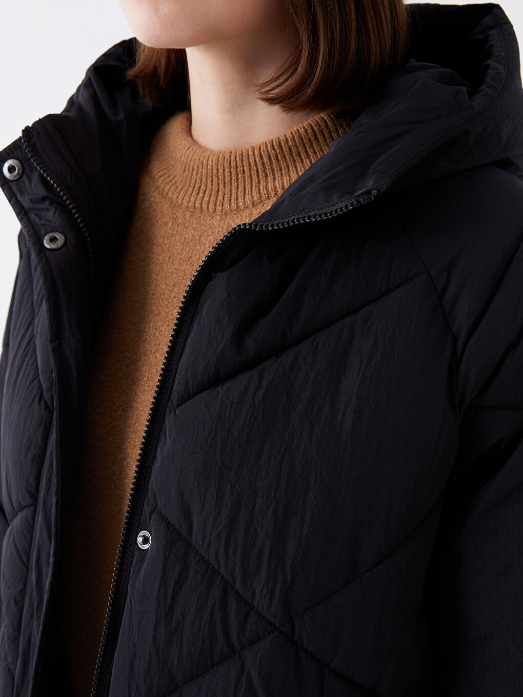 Hooded Quilted Women's Puffer Coat-3