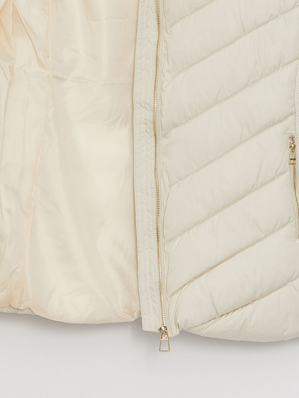 LCW Grace Turtle Neck Regular Long Sleeve Women's Puffer -W33684Z8-VAT