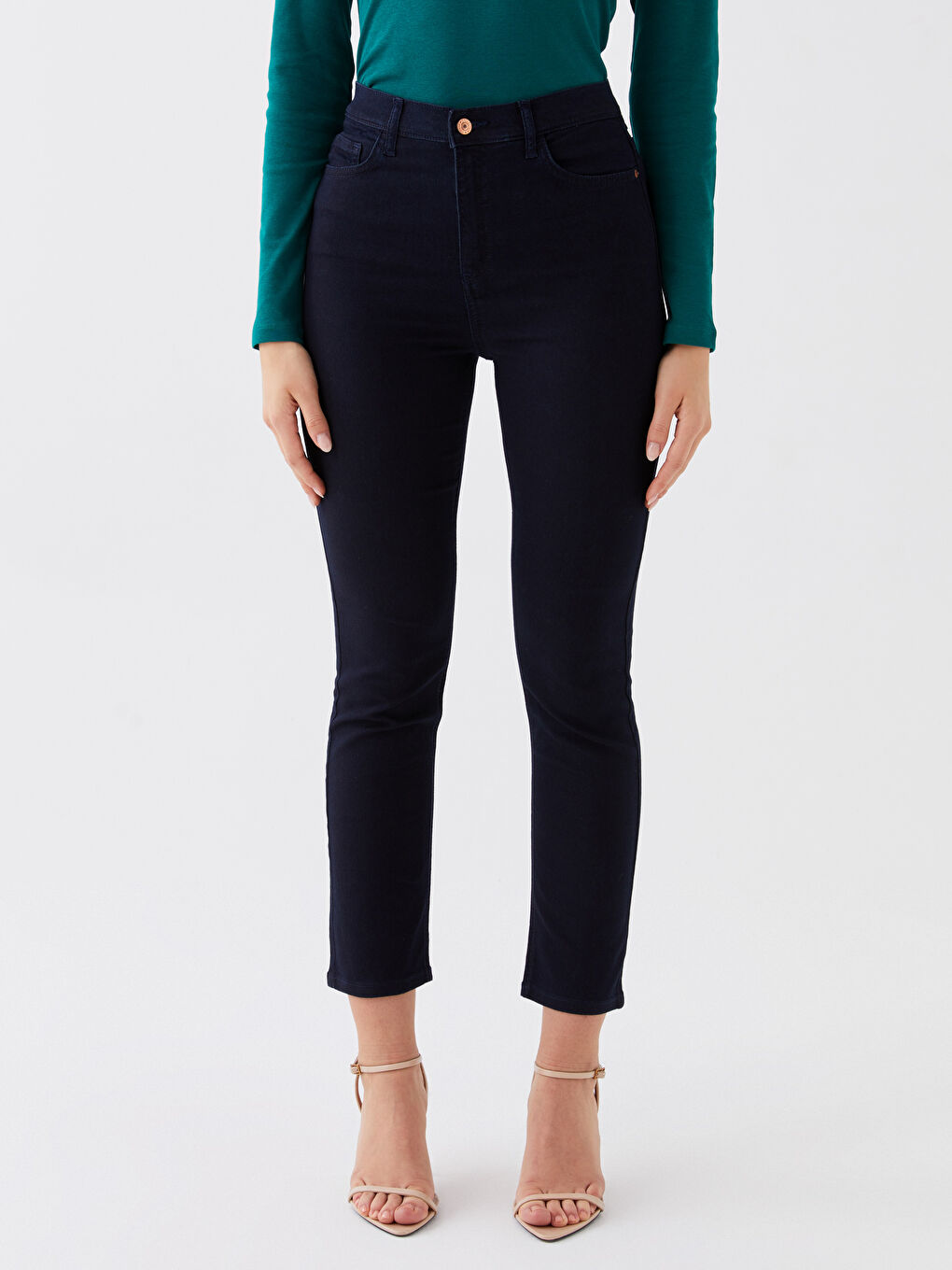 Normal Waist Slim Fit Women Jeans -W33872Z8-890