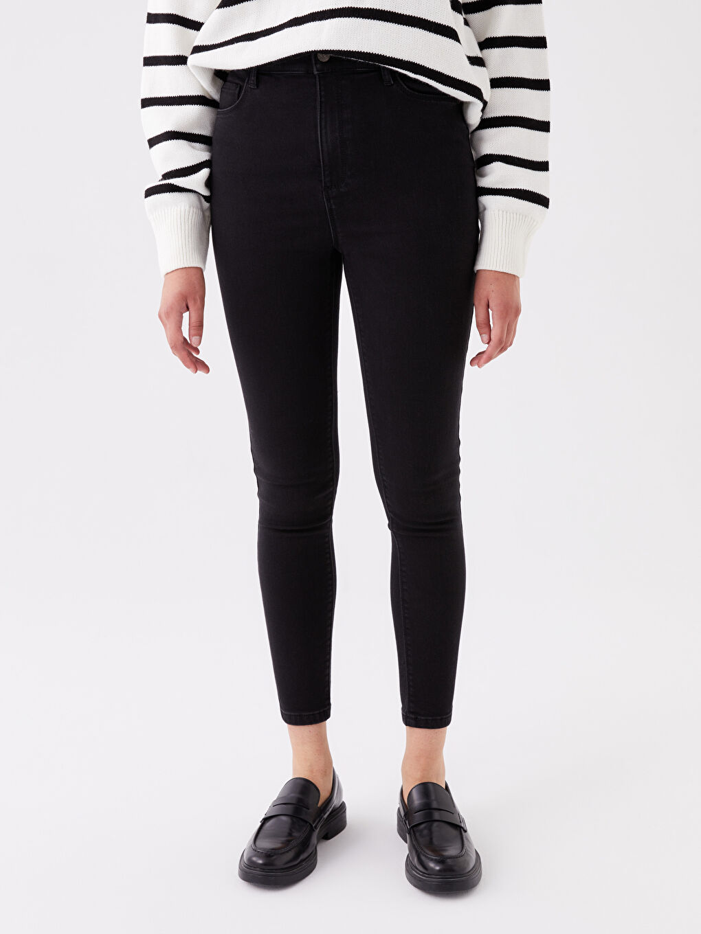 Siyah Slim Fit Kadın Jean Pantolon-3