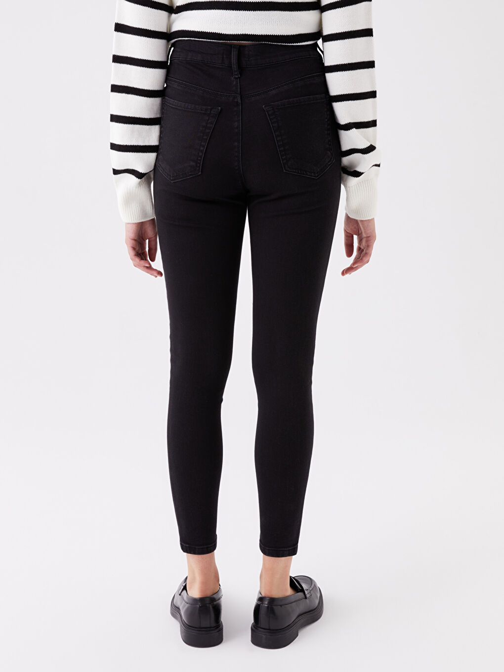 Siyah Slim Fit Kadın Jean Pantolon-4