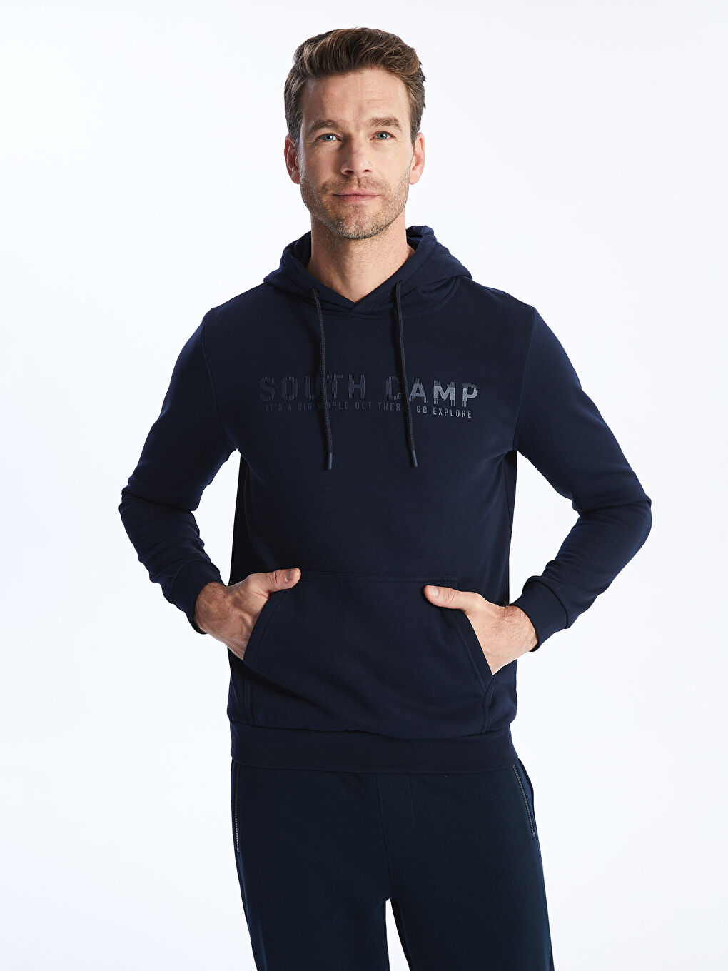 LCWAIKIKI Classic Yeni Lacivert Uzun Kollu Baskılı Erkek Hoodie