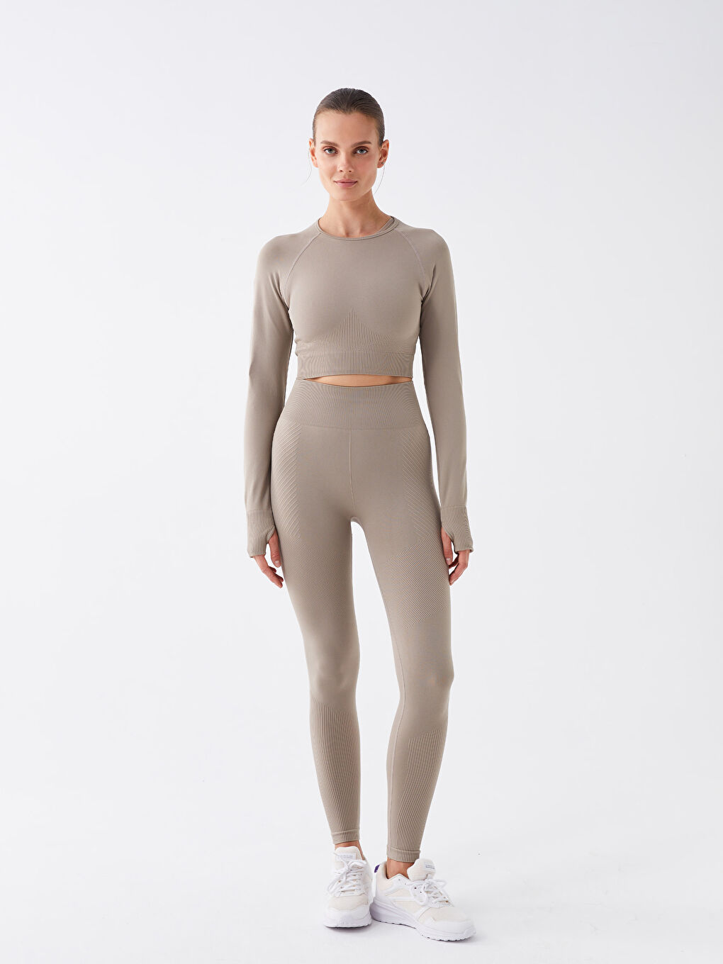 Crew Neck Plain Long Sleeve Women's Crop Top-2