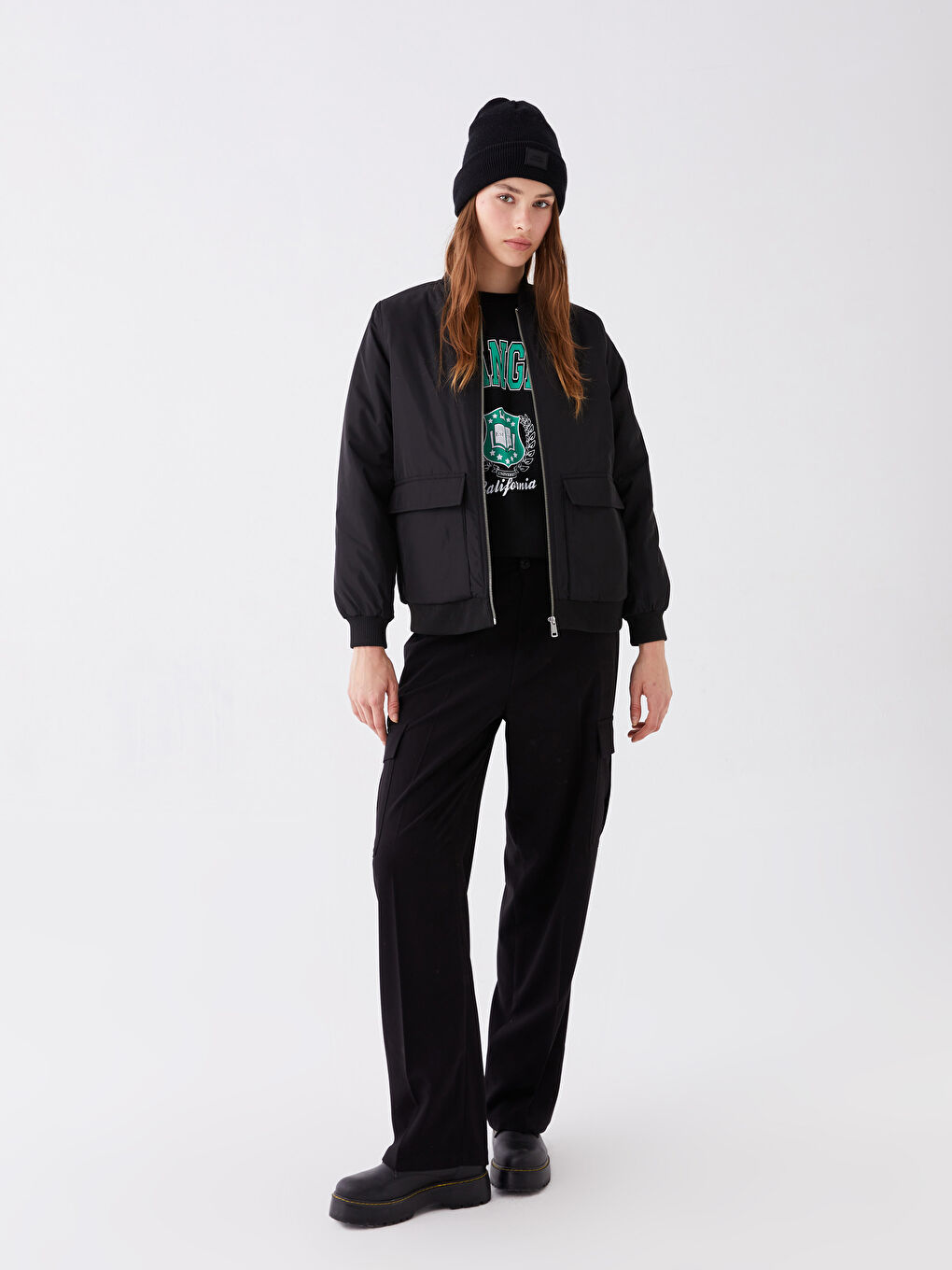 قبعة صغيرة تريكو للسيدات بالتفاصيل-1