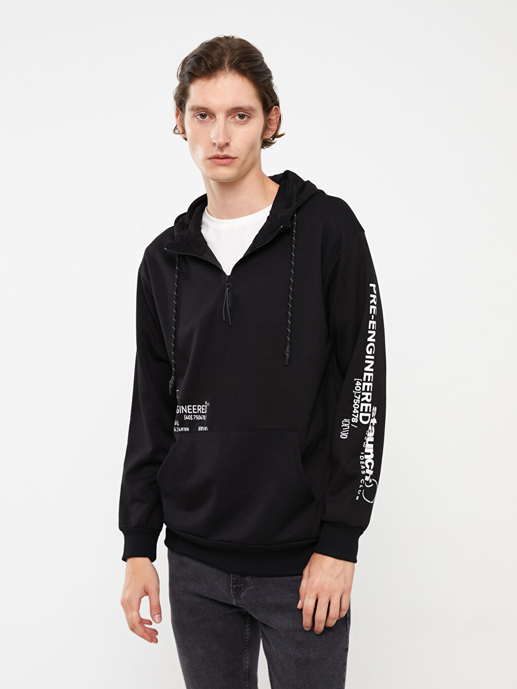 LCW Casual Yeni Siyah Uzun Kollu Baskılı Erkek Hoodie