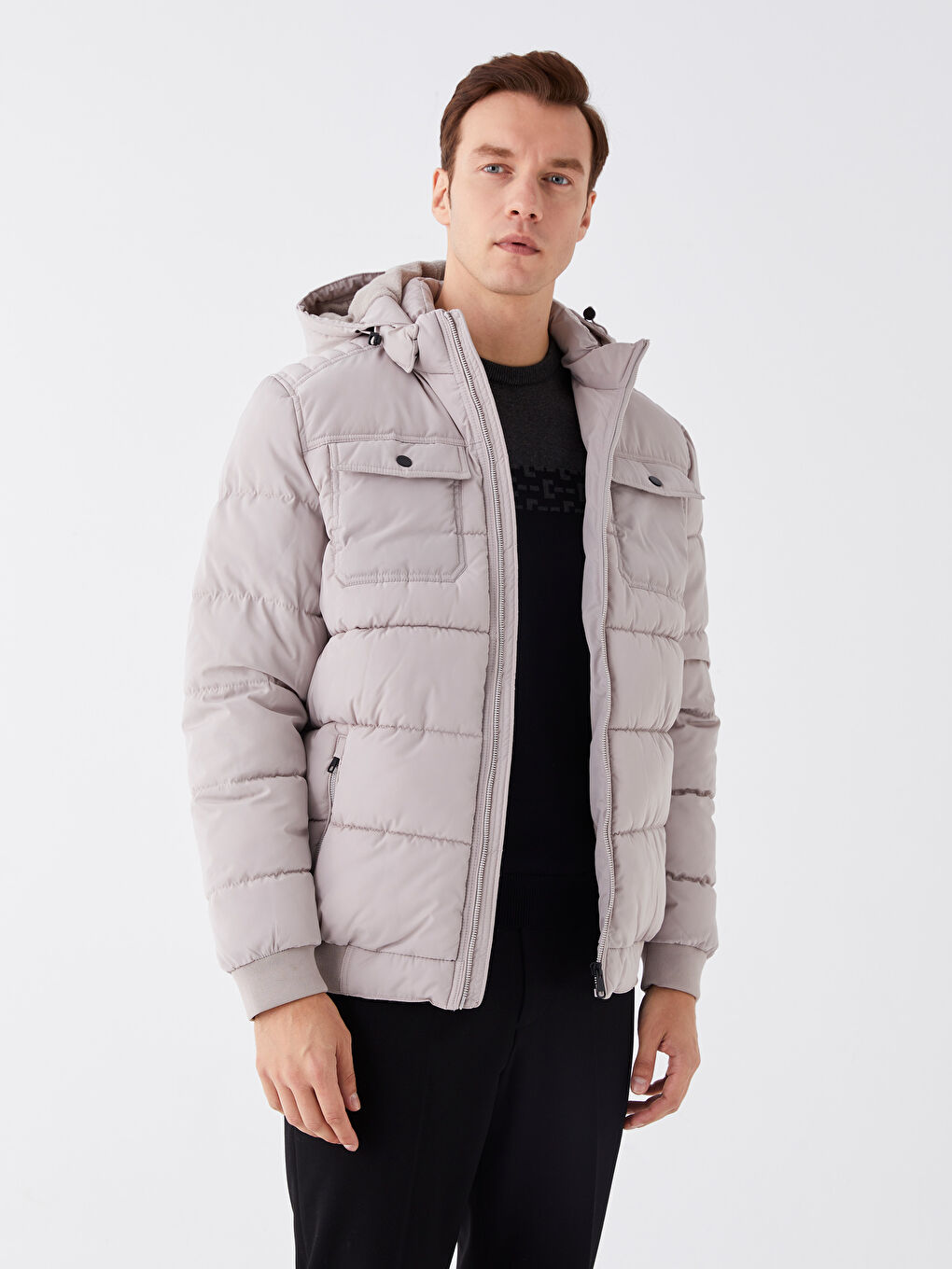 Muška puf jakna standardnog kroja s kapuljačom-1