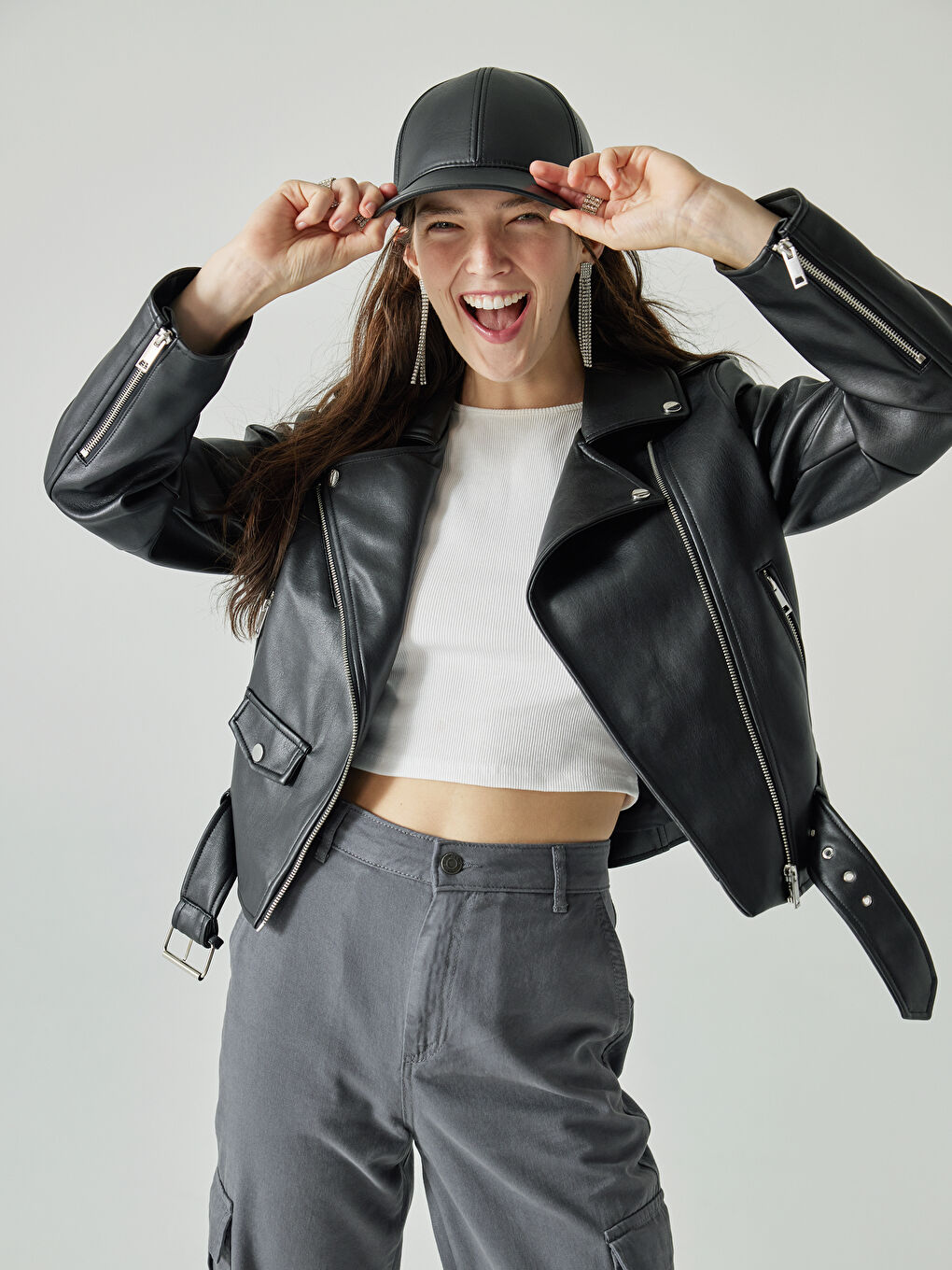 Jachetă din Piele Ecologică Simplă cu Guler Biker pentru Femei