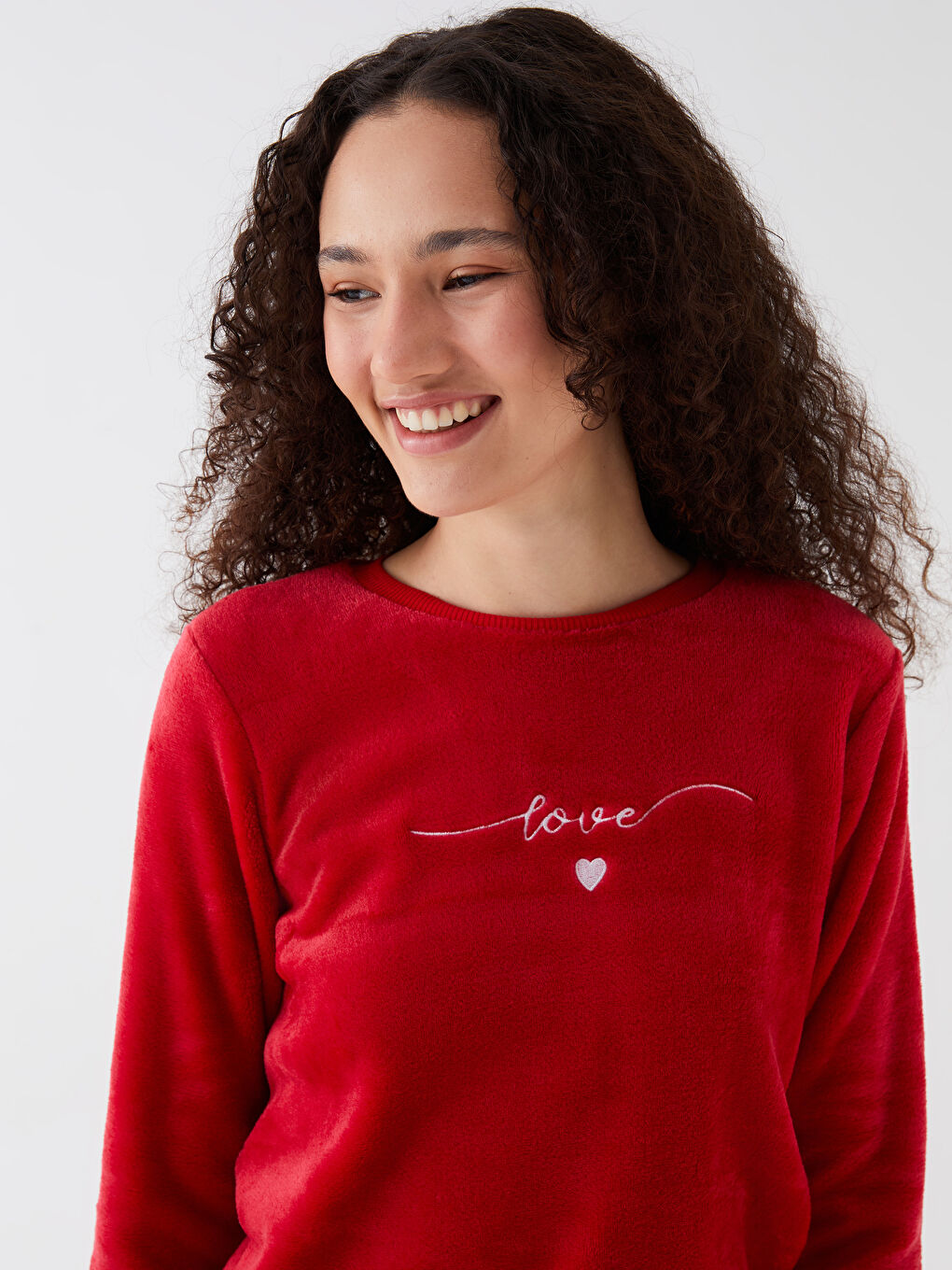 Kırmızı Bisiklet Yaka Baskılı Uzun Kollu Kadife Kadın Pijama Takımı-1