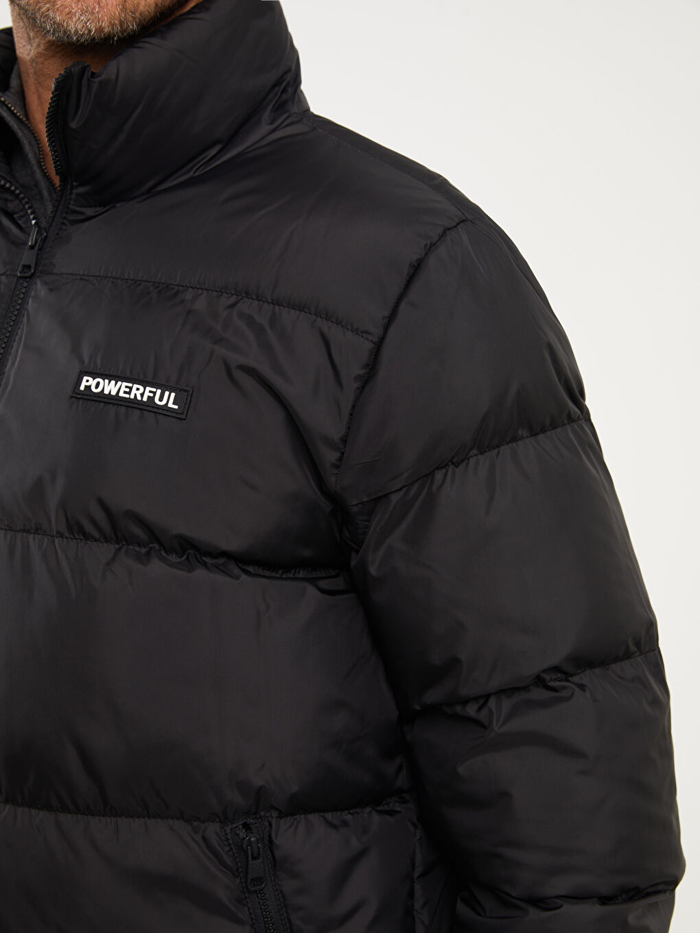 Siyah Standart Kalıp Dik Yaka Erkek Şişme Mont-3