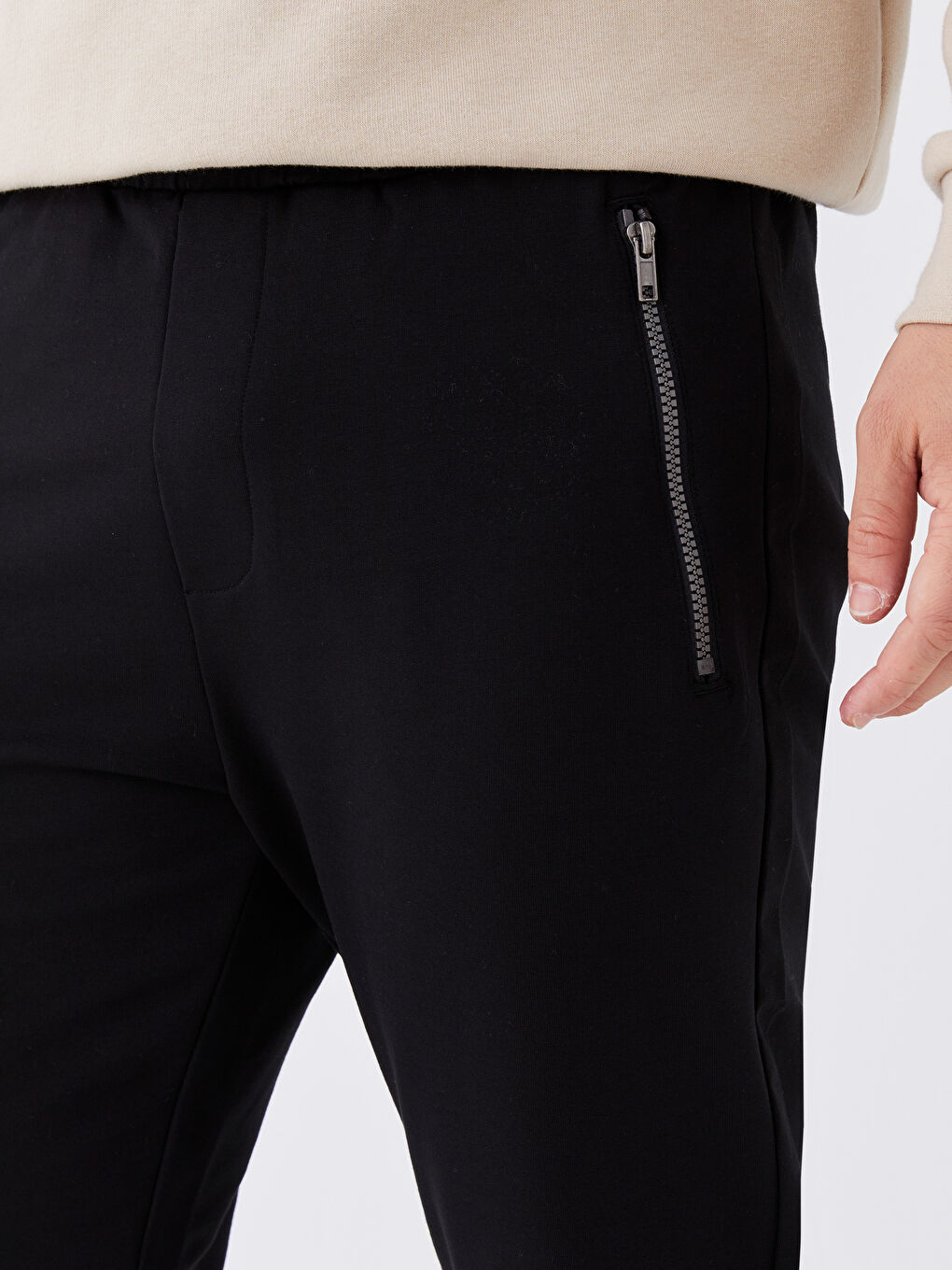 LCWAIKIKI Classic Slim Fit Men's Jogger Sweatpants -W34433Z8-CVL