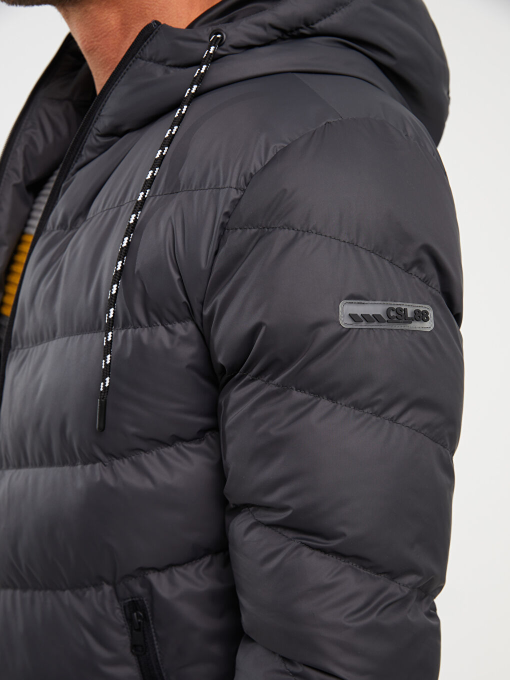 Antrasit Standart Kalıp Kapüşonlu Erkek Şişme Mont-3