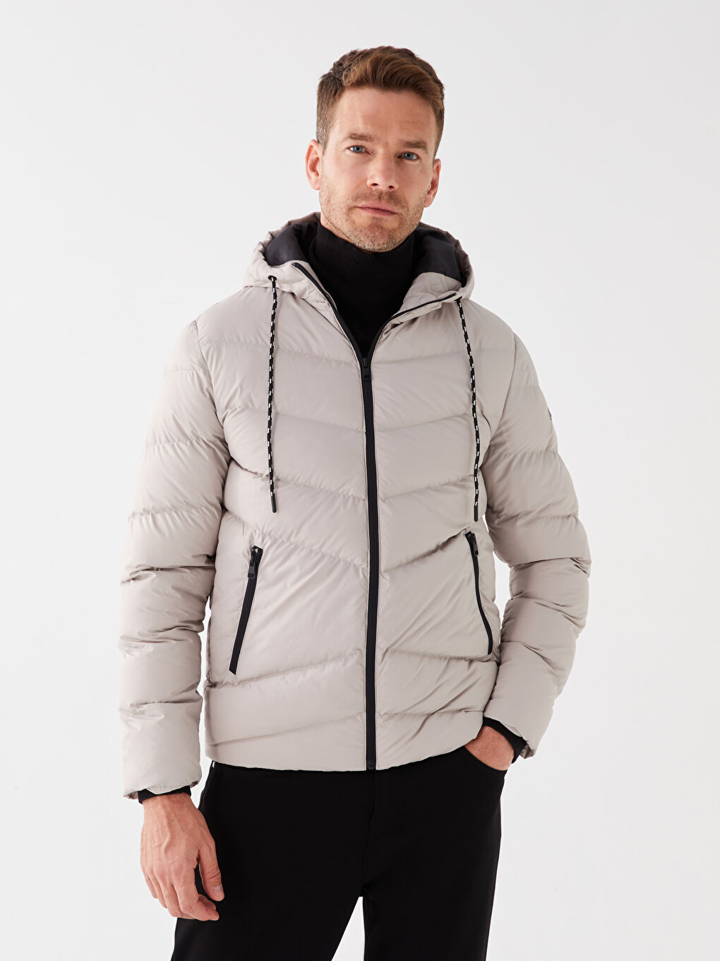 Bej Standart Kalıp Kapüşonlu Erkek Şişme Mont